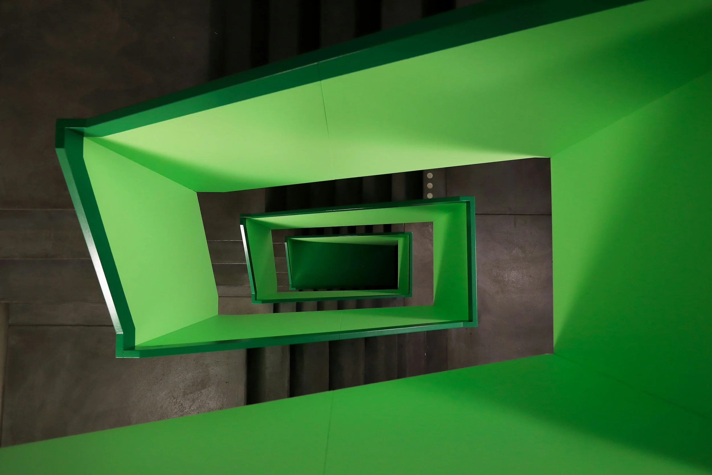 The Weirdest Elevators in the World: A Ride You Won’t Forget