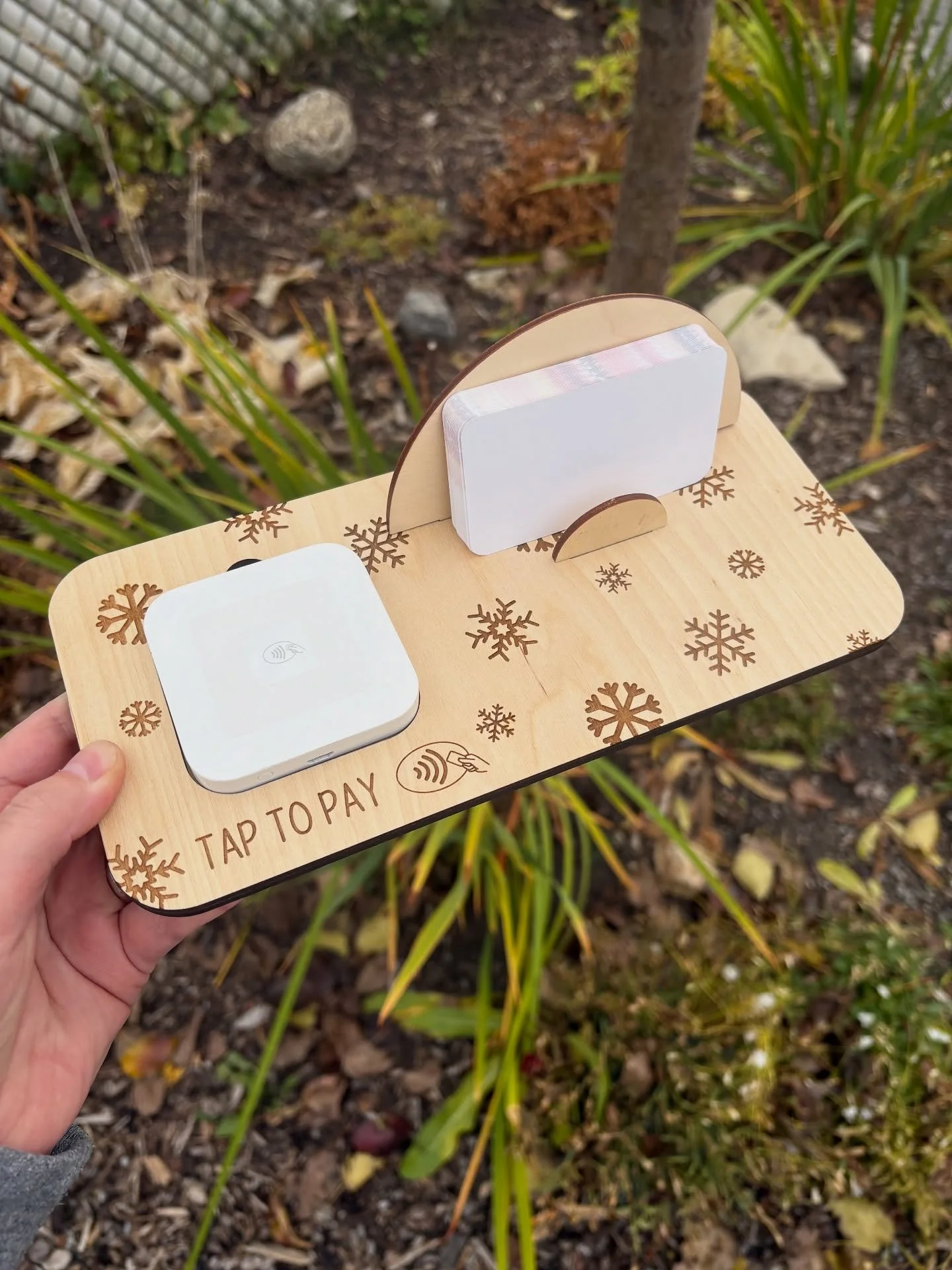 Who has some winter markets planned?!? 
Make your holiday markets merry and organized!
This SVG file creates a stylish business card holder with a built-in Square reader slot, finished with a snowflake design that’s perfect for festive vendor
