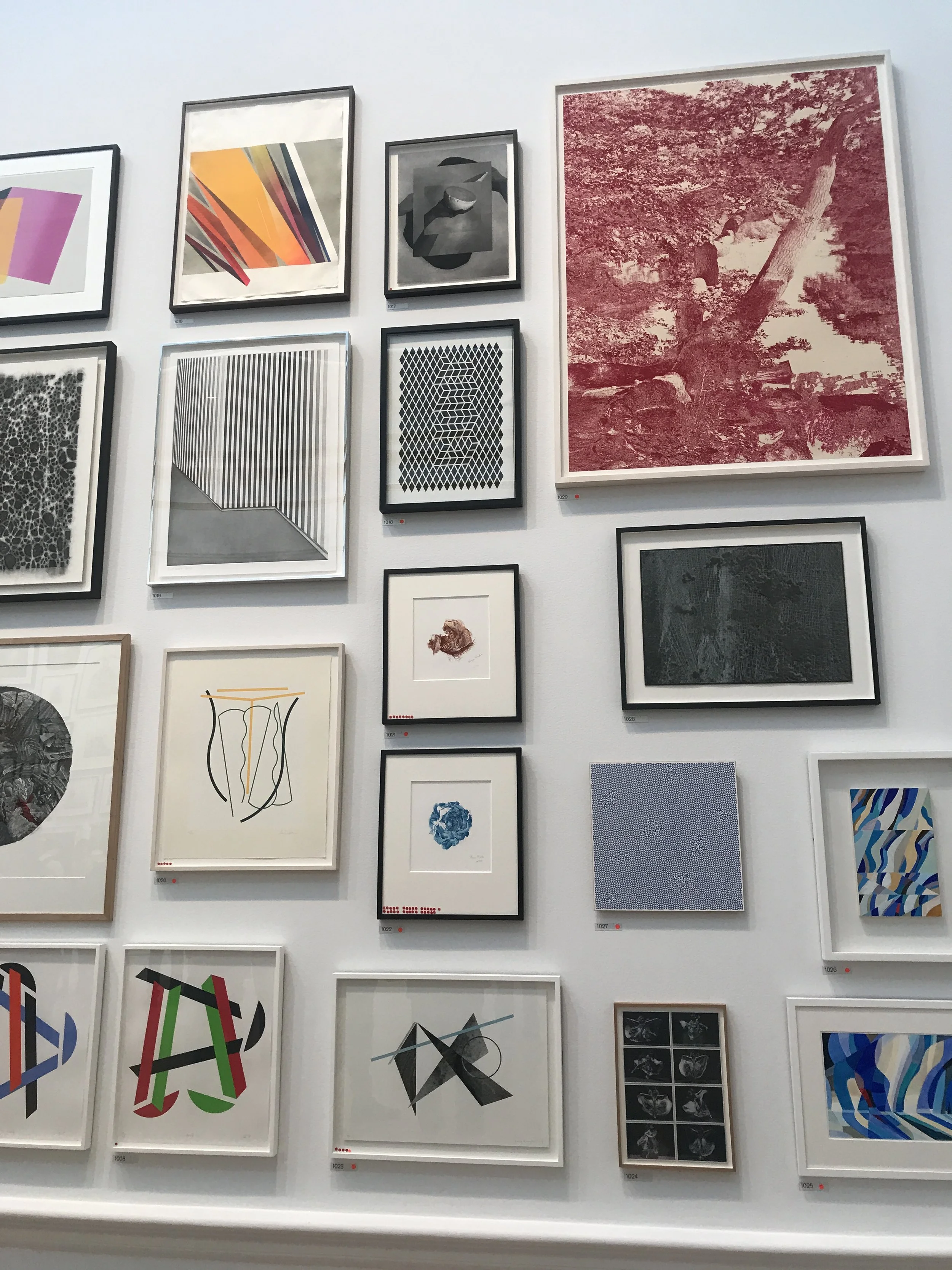 Creating art gallery at your home