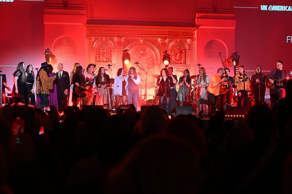 Awards Show Finale