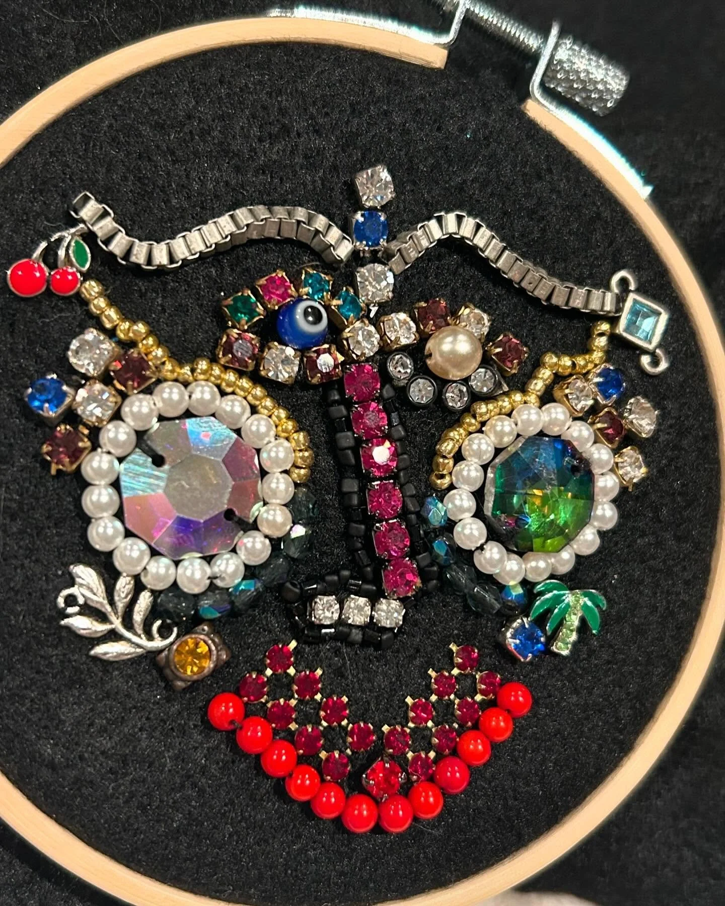 https://whatnot.com/invite/msmaureen13
Testing this link, since it didn&rsquo;t work in my stories yesterday. Added to my bio as well. Please let me know if it works here. Thanks Lovies