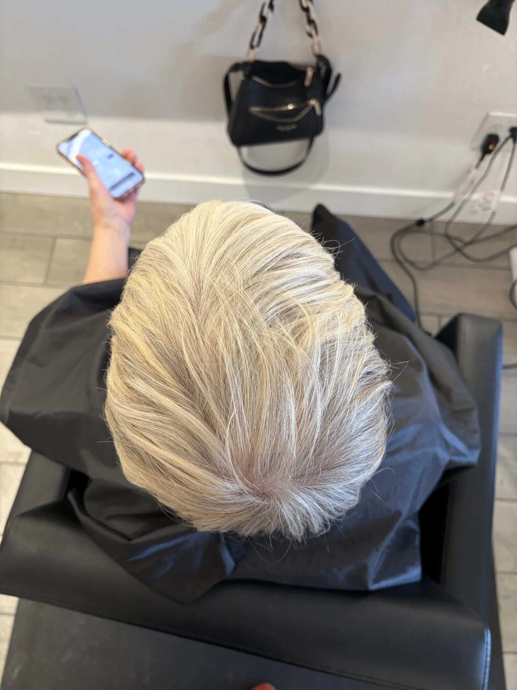 stylist / niki