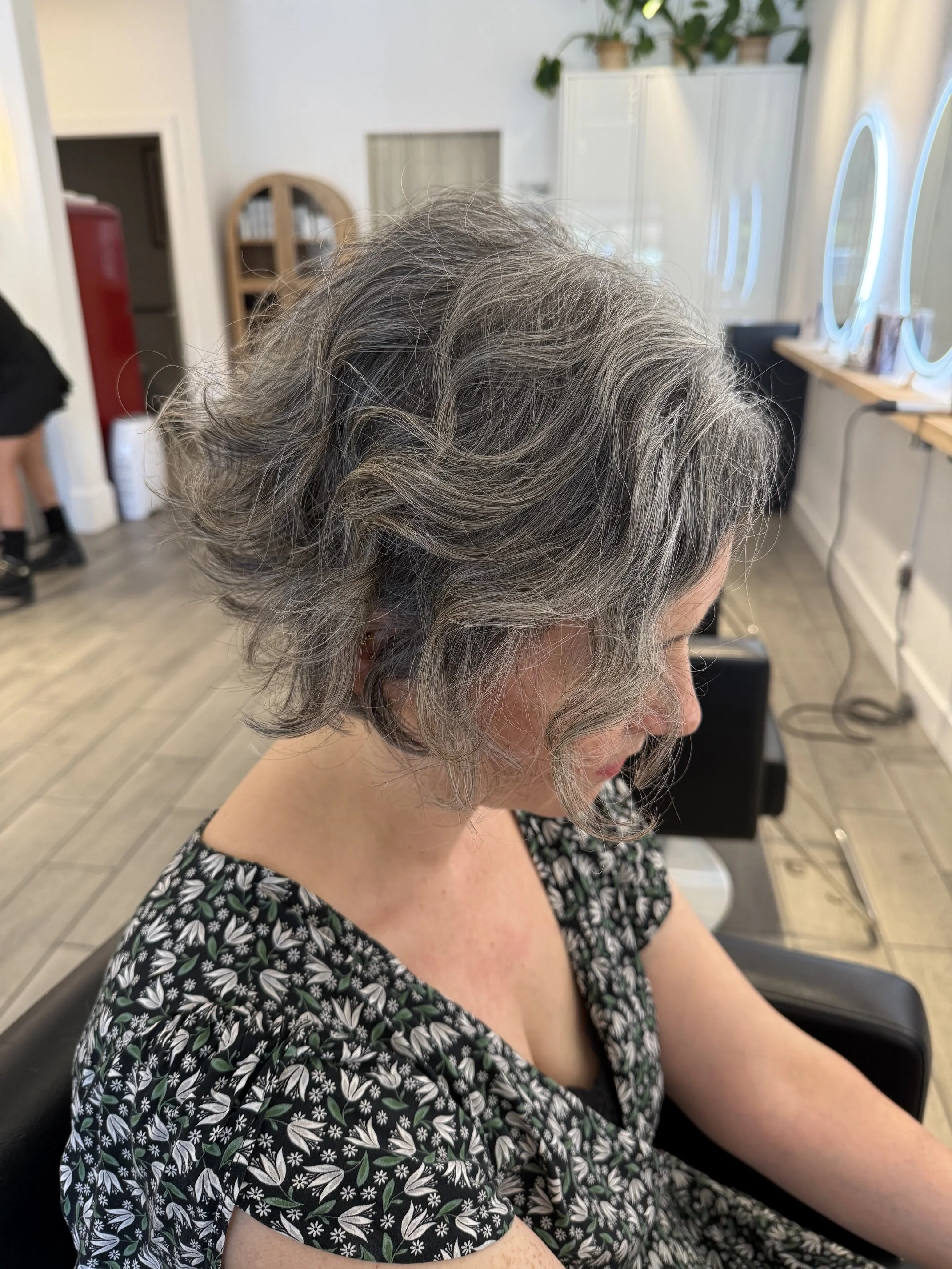 stylist / niki