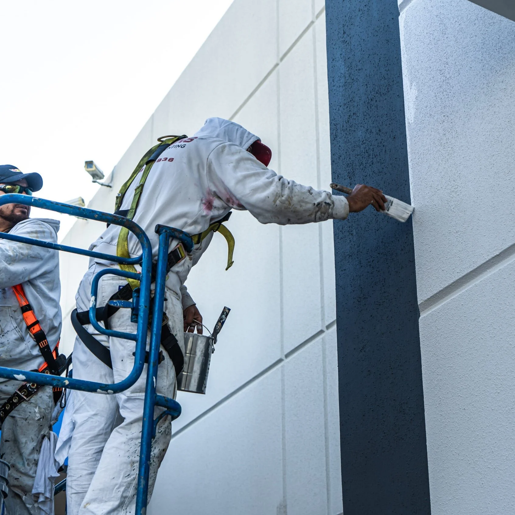 How to Choose the Best Exterior Paint Colors for Commercial Buildings