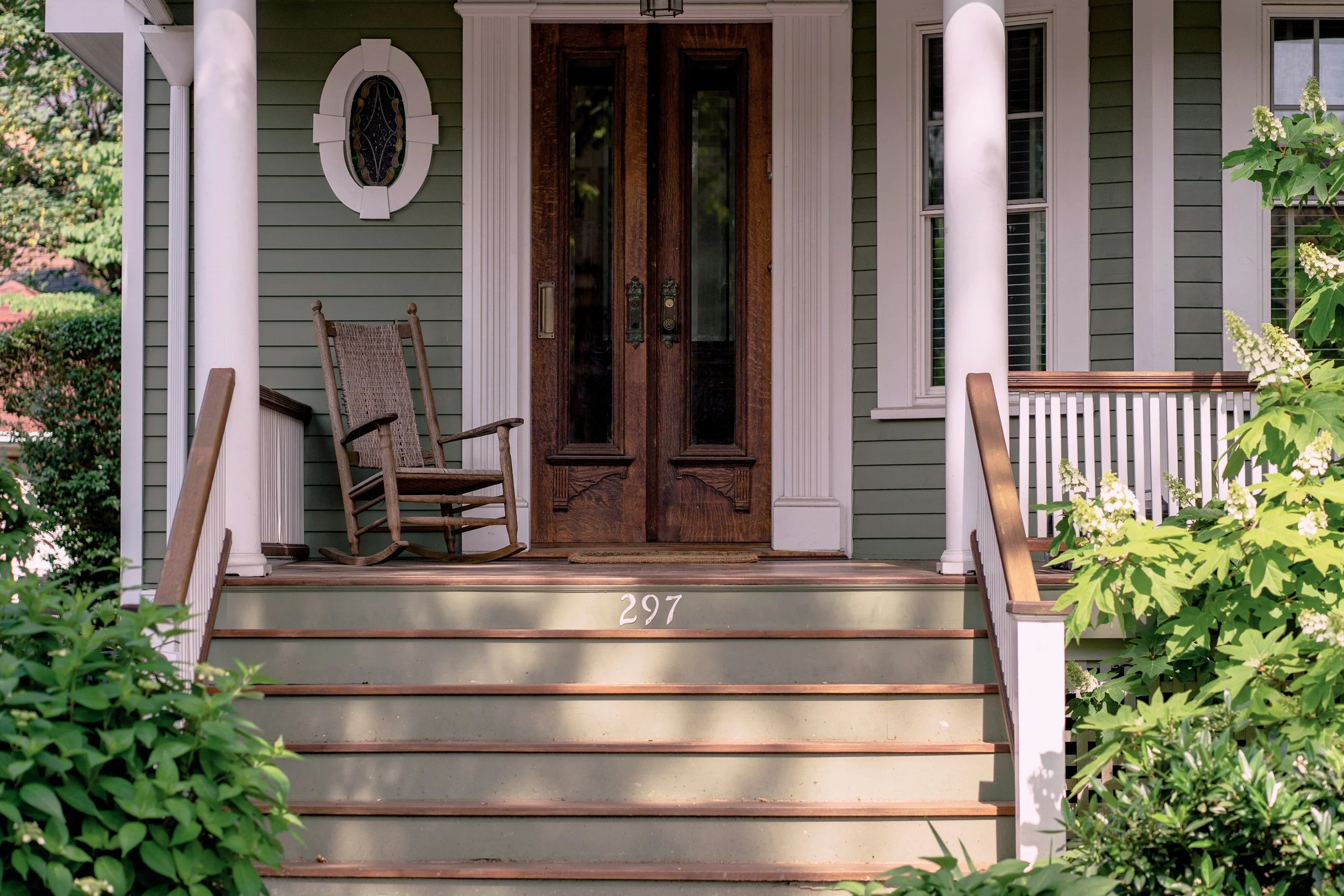 What Time of Year Is Best for Deck Staining in Alabama?