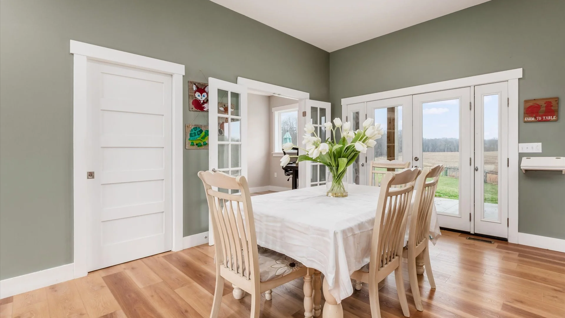 12-zj 4608 Philipps Rd068.jpg