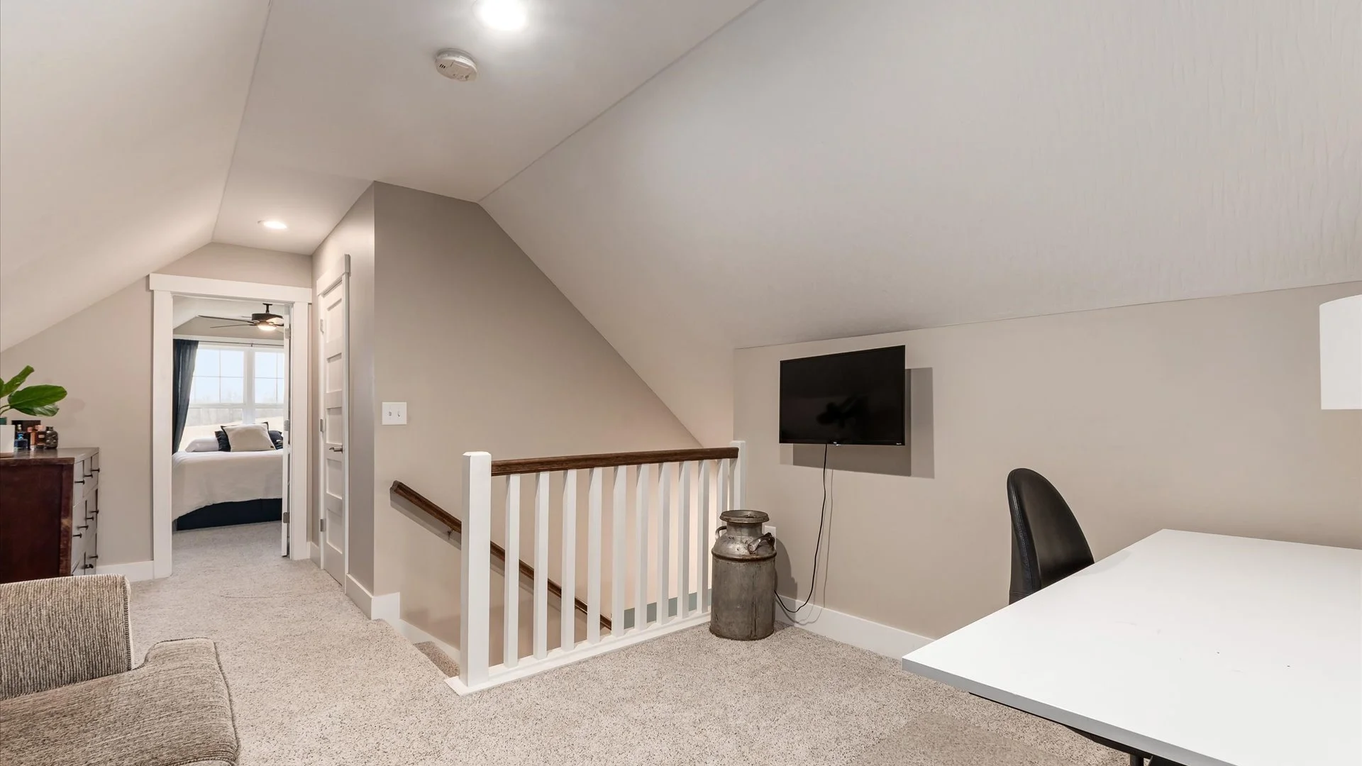 37-zj 4608 Philipps Rd128.jpg