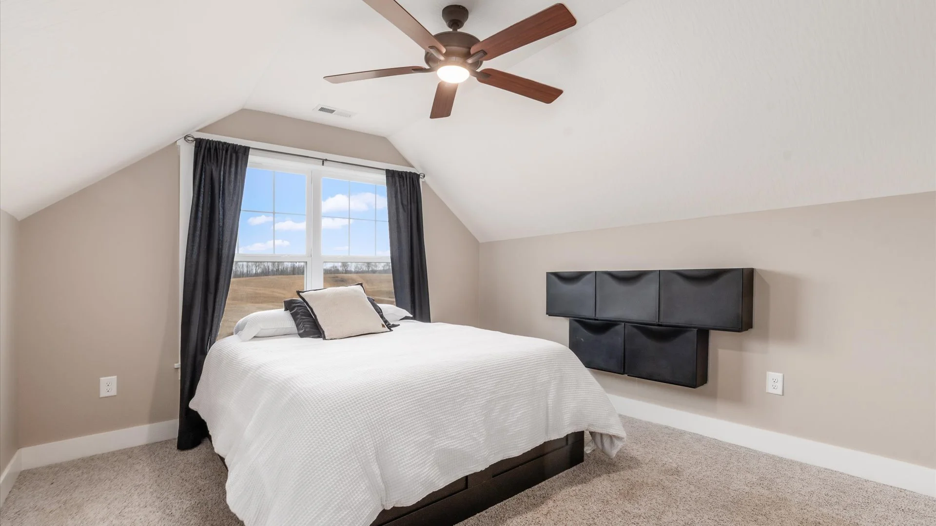 41-zj 4608 Philipps Rd138.jpg