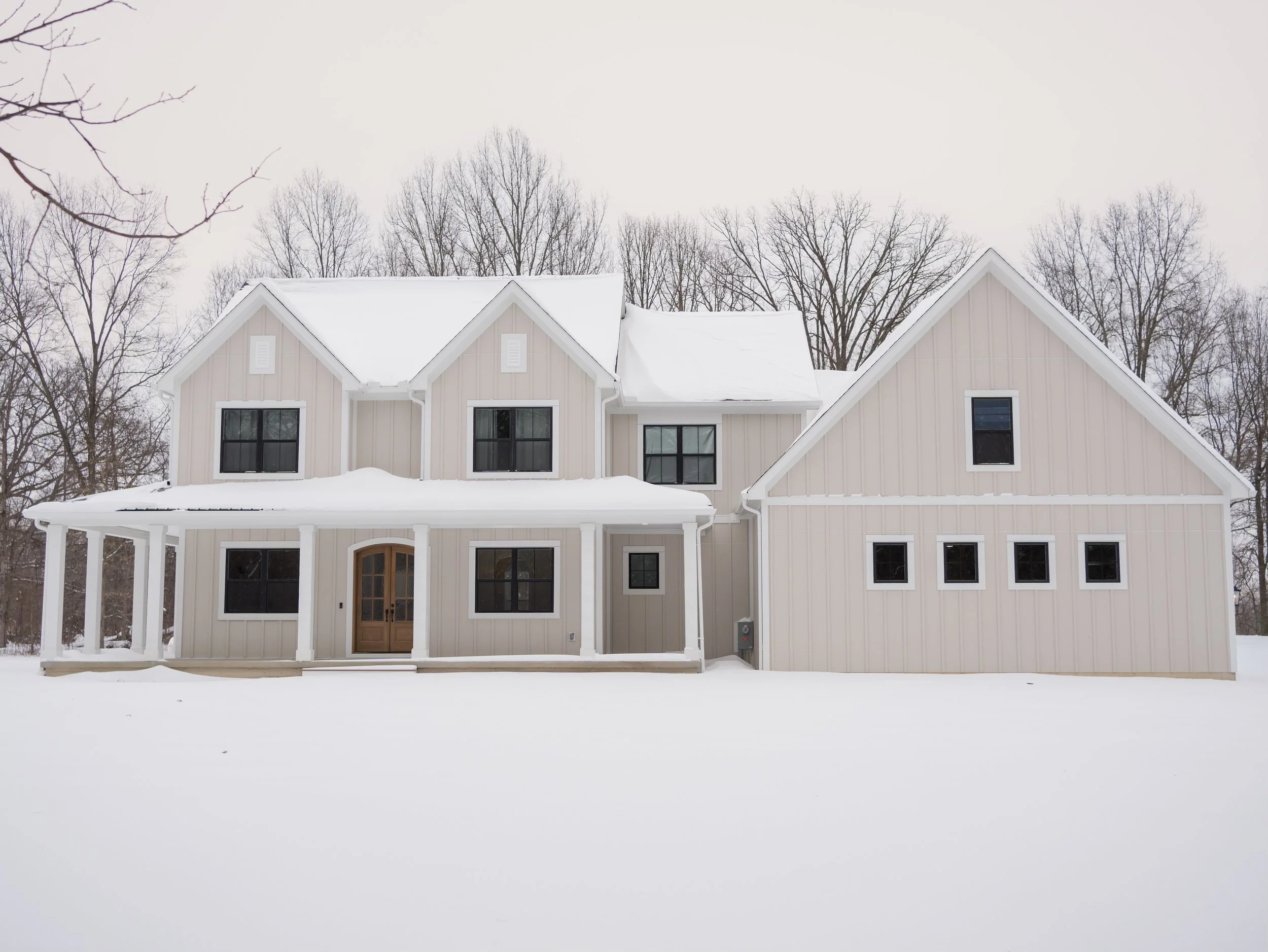 exterior in the snow.JPG