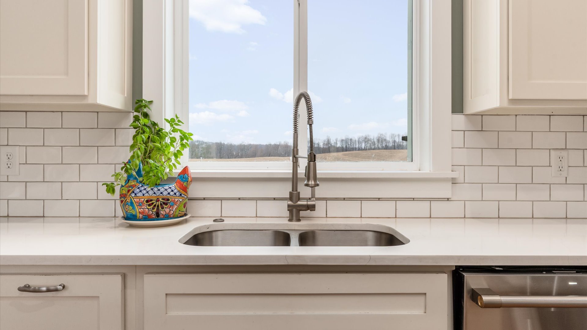 21-zj 4608 Philipps Rd095.jpg