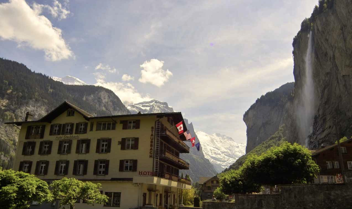 Best place to stay in Lauterbrunnen with kids in the Swiss Alps