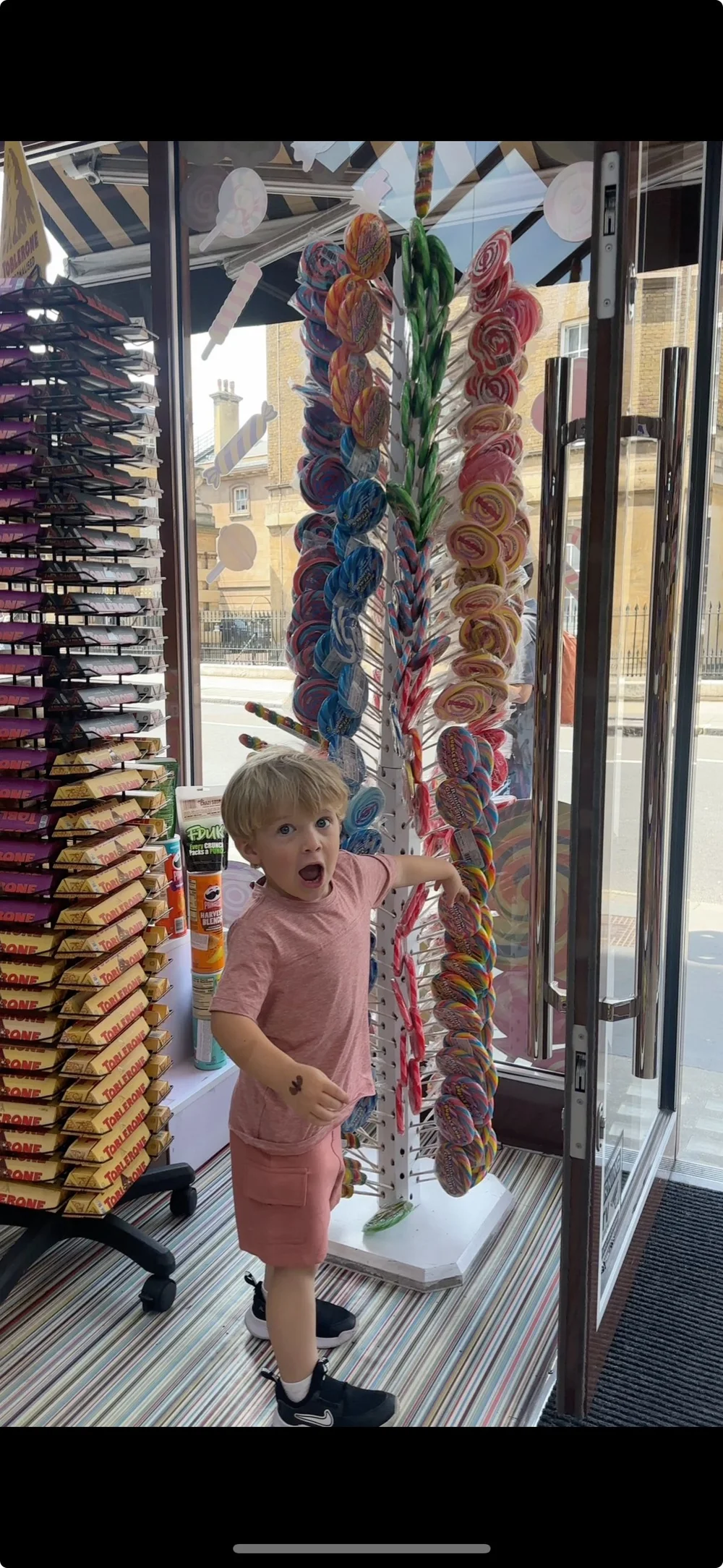 teddy candy store .jpeg