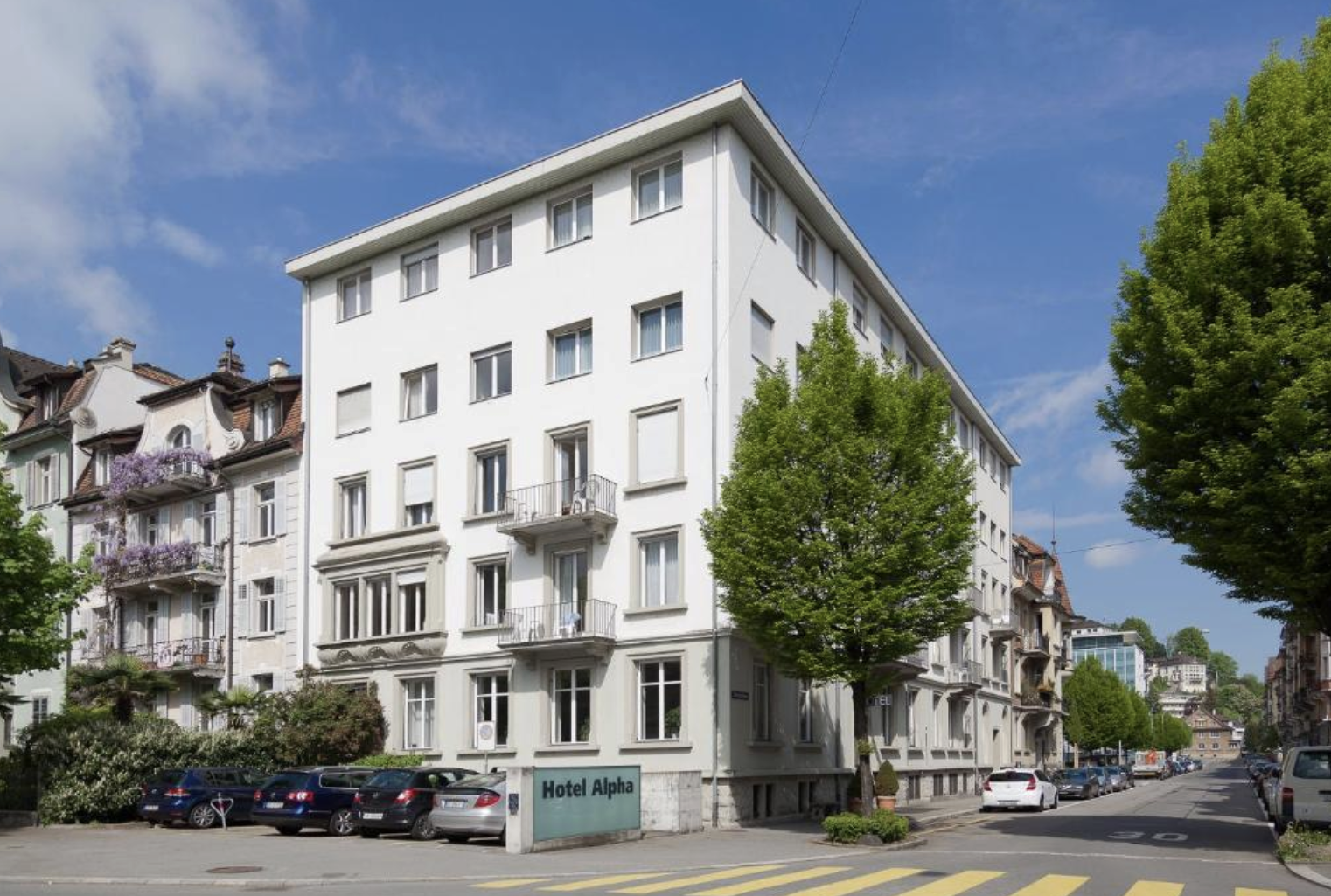 best budget hotel to stay in lucerne swtizerland with kids