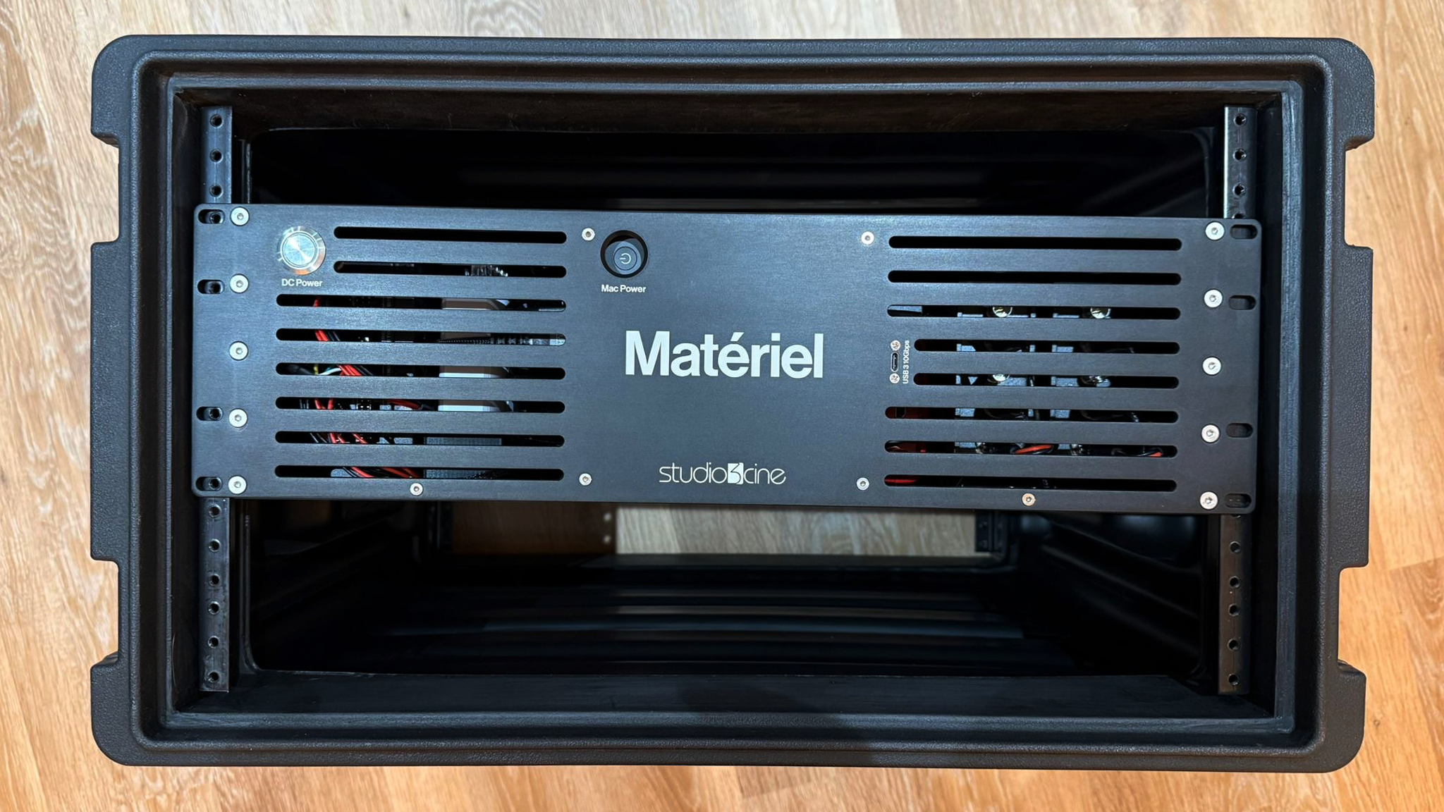 Material: 6082T6 Aluminium // Finish: Black anodise