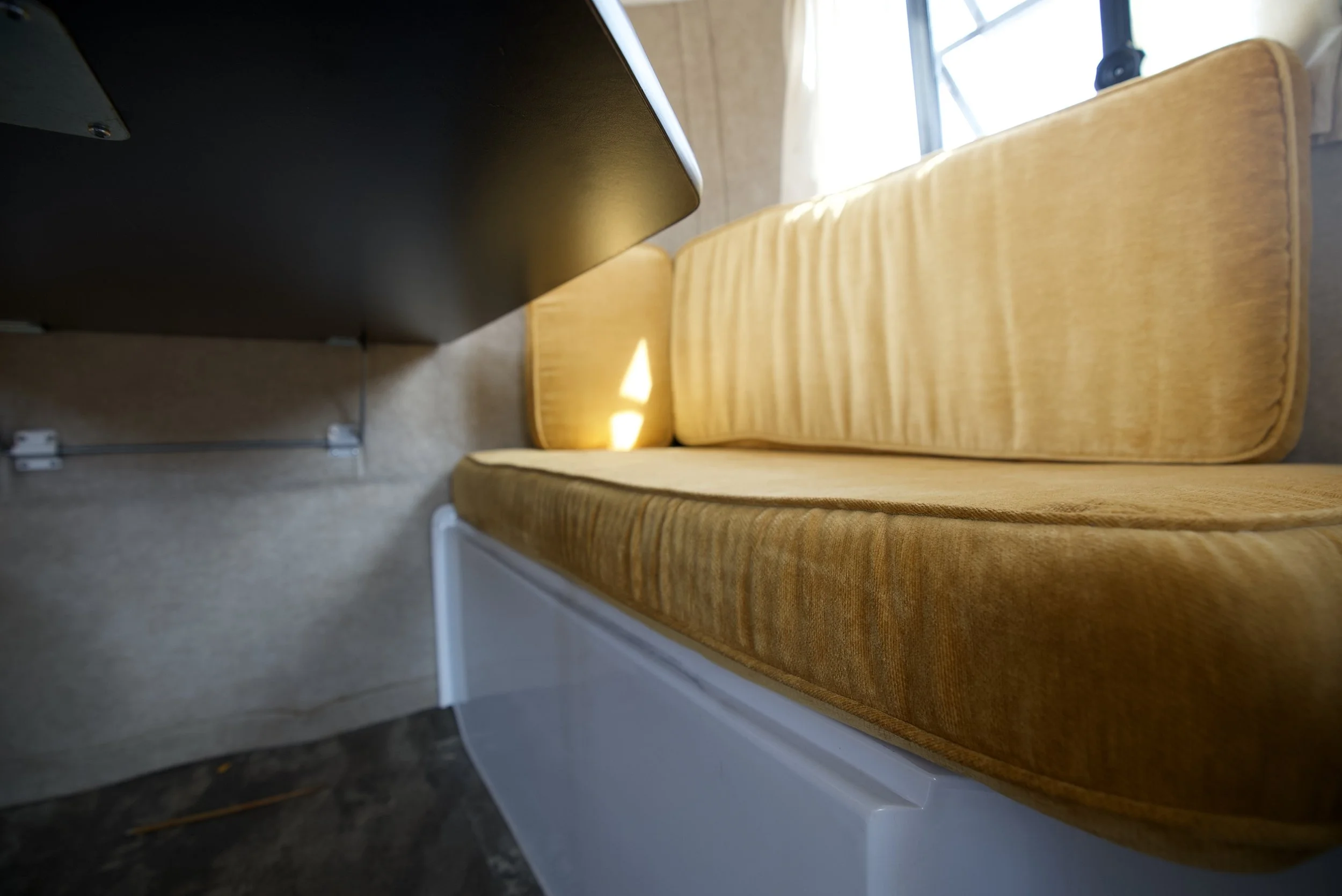 scamp rv trailer cushions