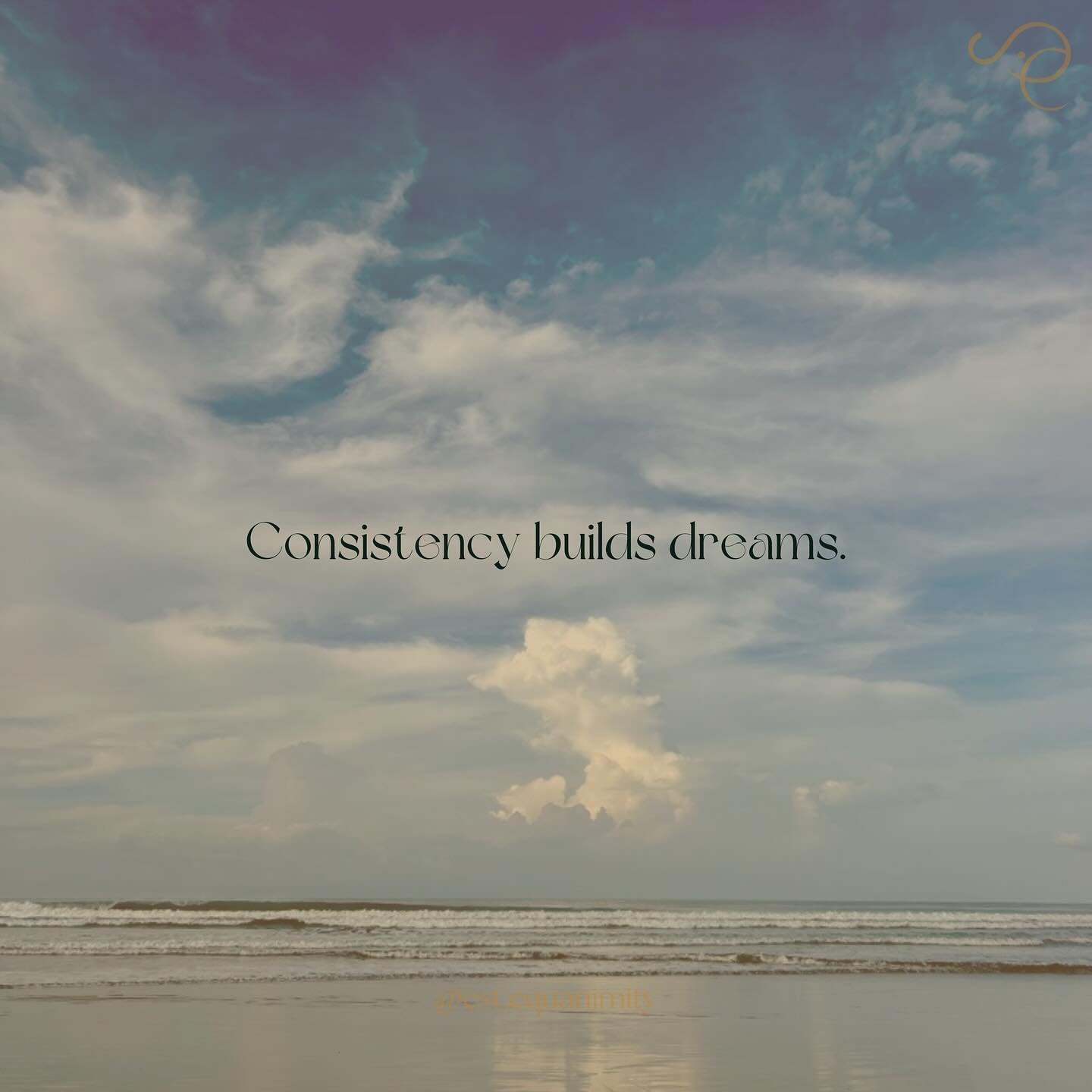 🦶🏼Every Step Counts.. Even the steps backward. 

Consistency is the secret sauce to turning dreams into reality. 💭 

It&rsquo;s not about huge leaps or overnight success&mdash;it&rsquo;s about showing up, every day, for yourself and your goals. Wh