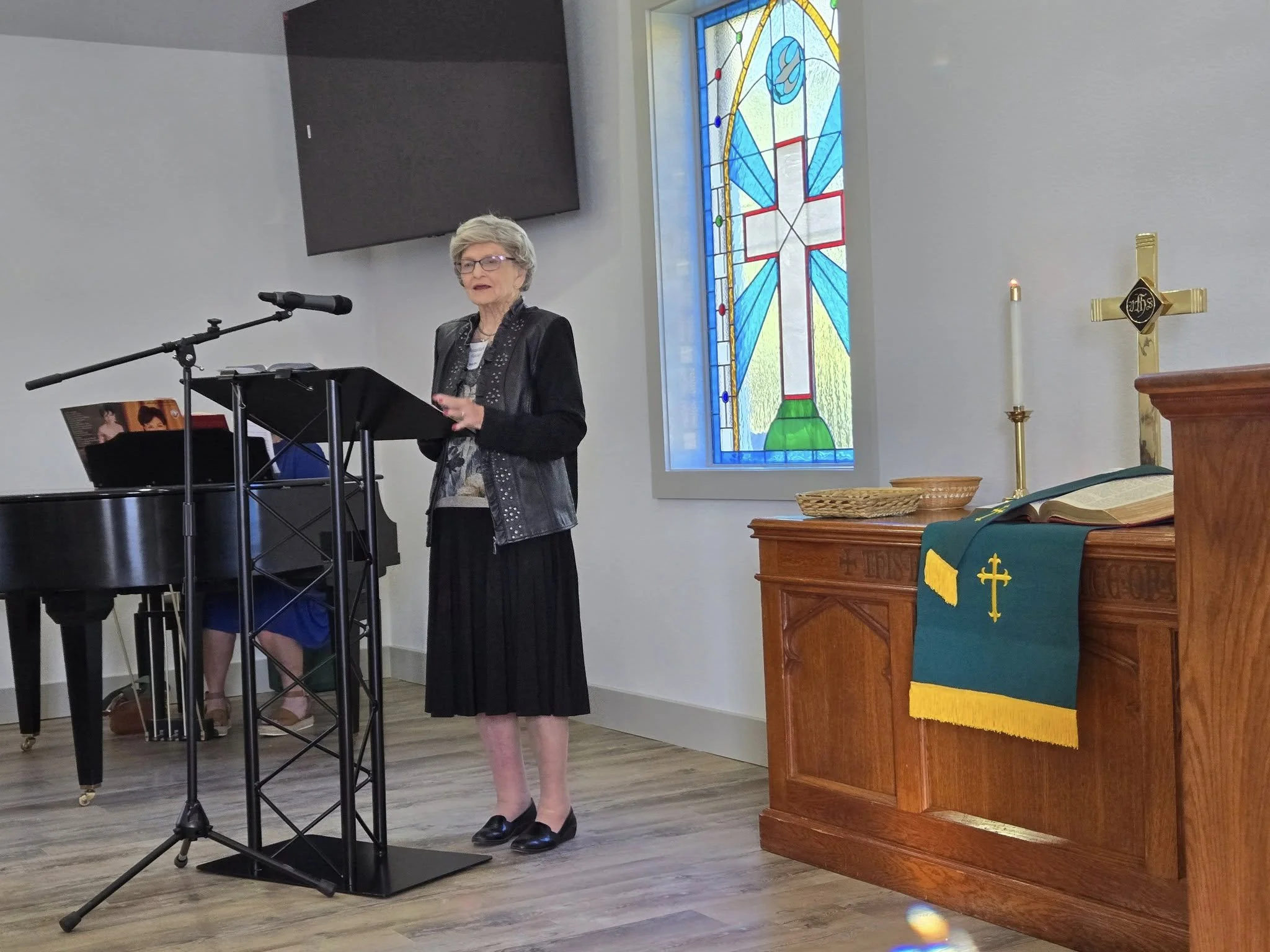 Worship service of Open Door UMC Clyde Texas