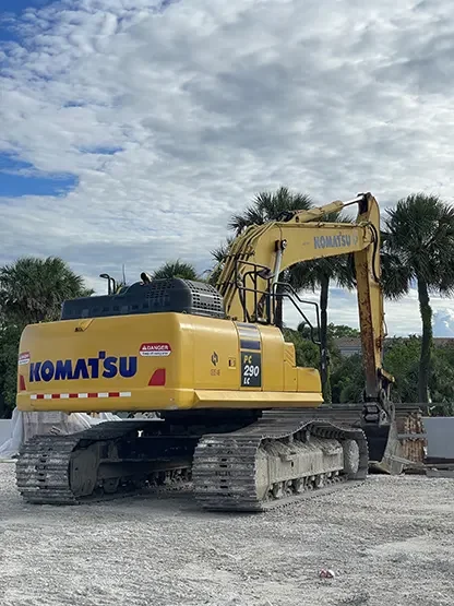 komatsu-excavator.webp