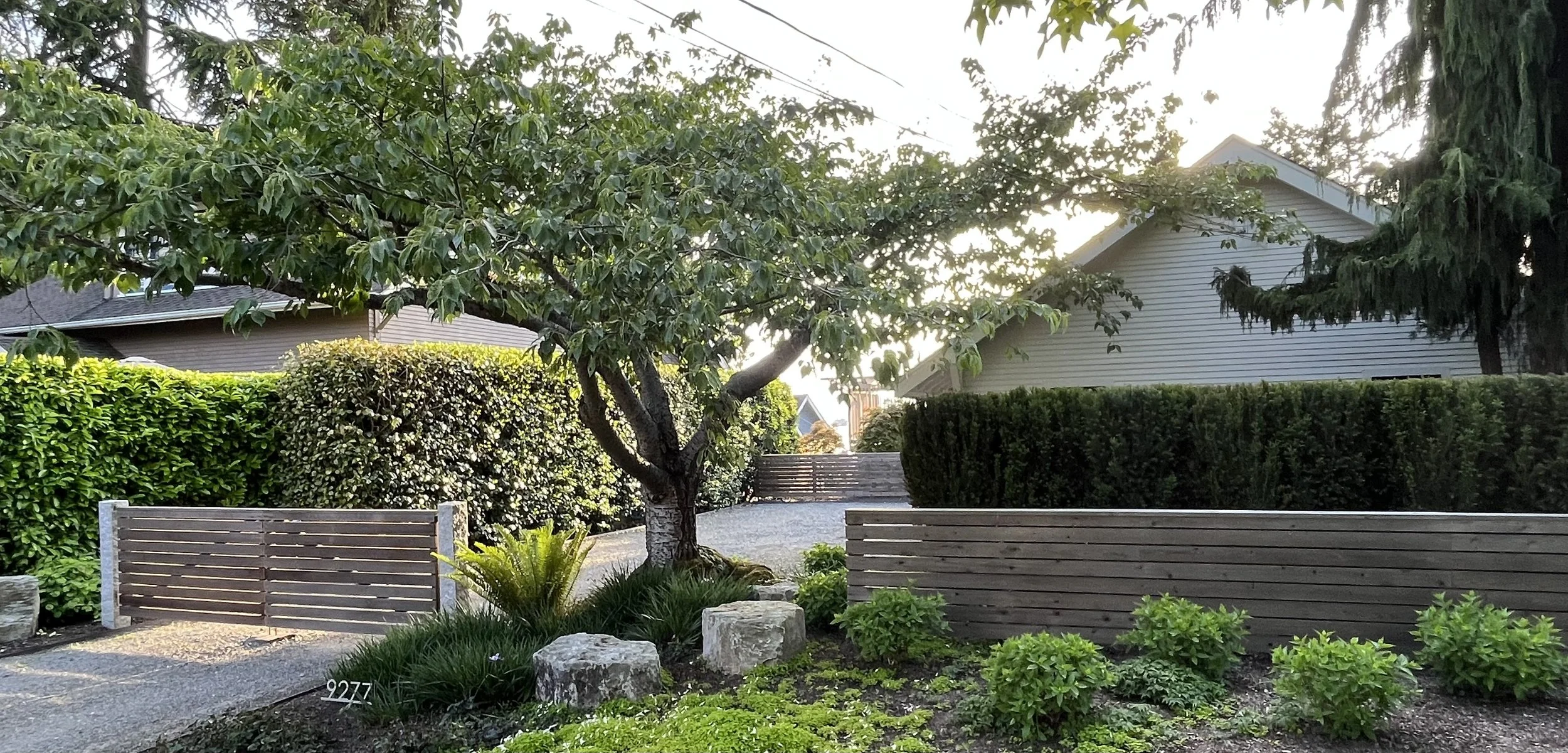 Entry courtyard — Fauntleroy