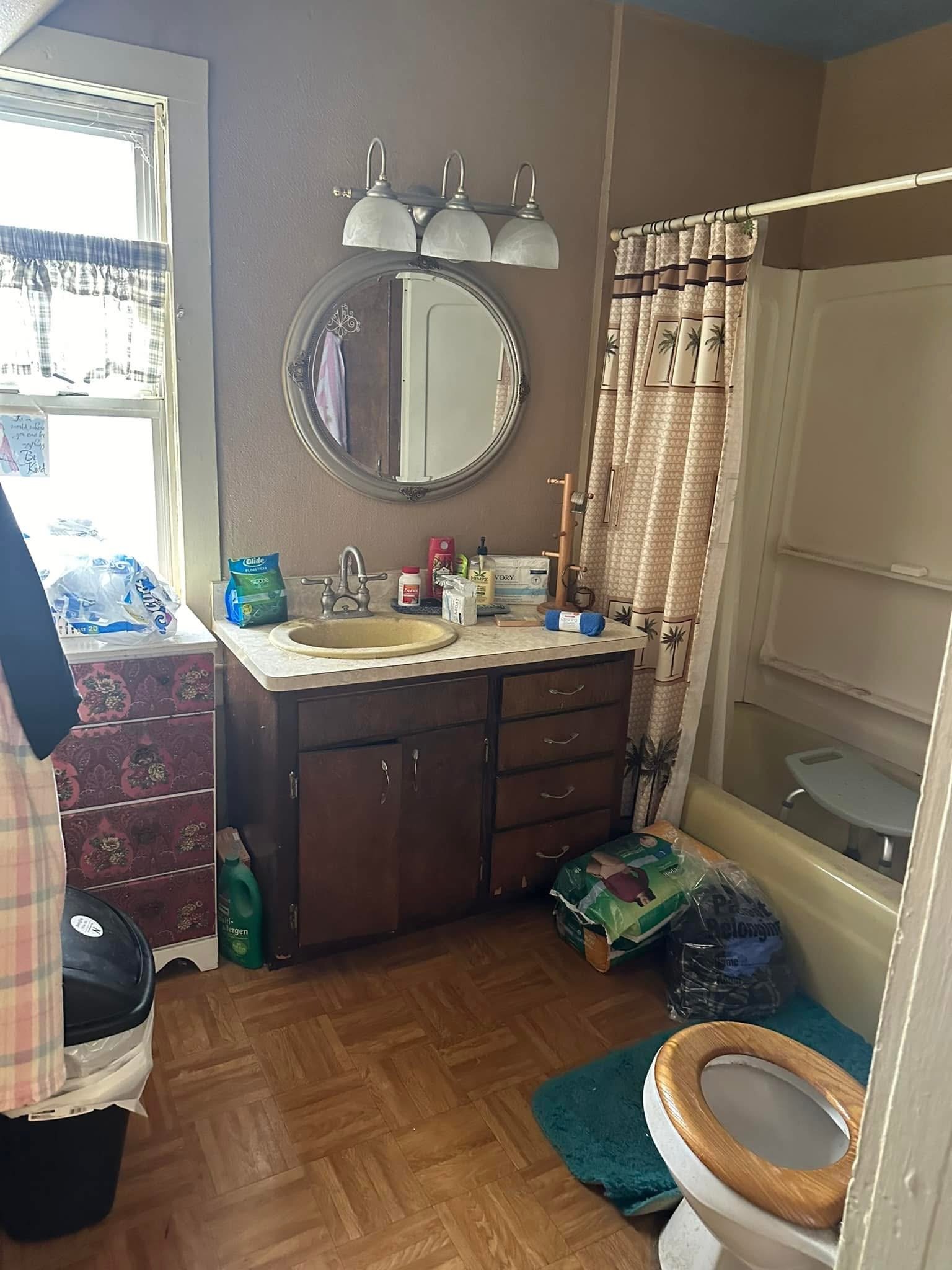 Port Washington before bath.JPG