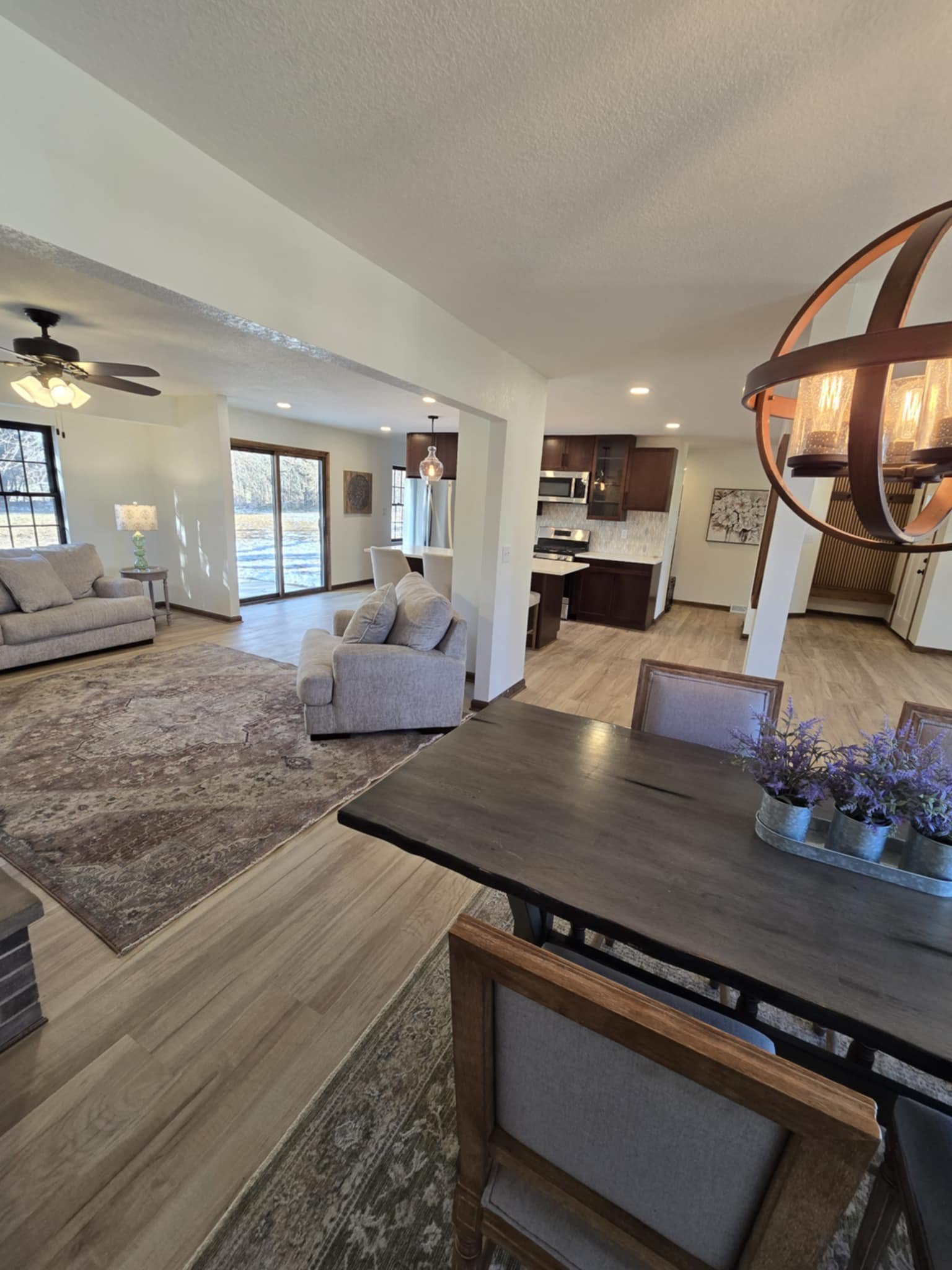 Livingroom/Kitchen/Dining After