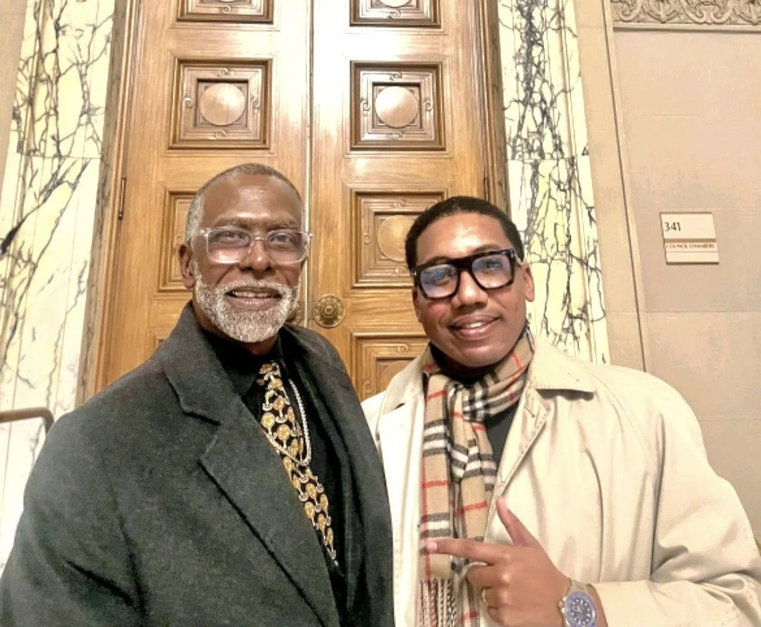 1101217484376737696 2.jpg