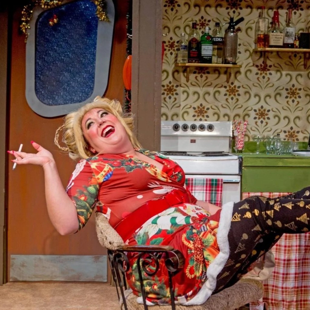 Theater Wit Who's Holiday!_06651_credit Charles Osgood.jpg