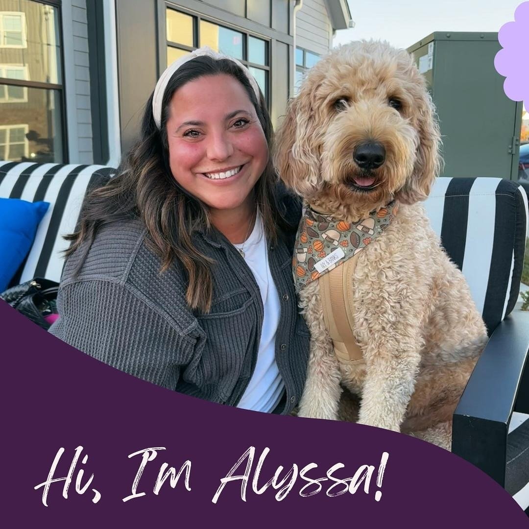 We have some new friends around here, so I figured it was time to properly introduce myself! So, hi!✨ 

I&rsquo;m Alyssa, the girl behind XO Creative Co.! And that cutie little doodle pup is my coworker (boss), Ella 🤍 In addition to this little biz,