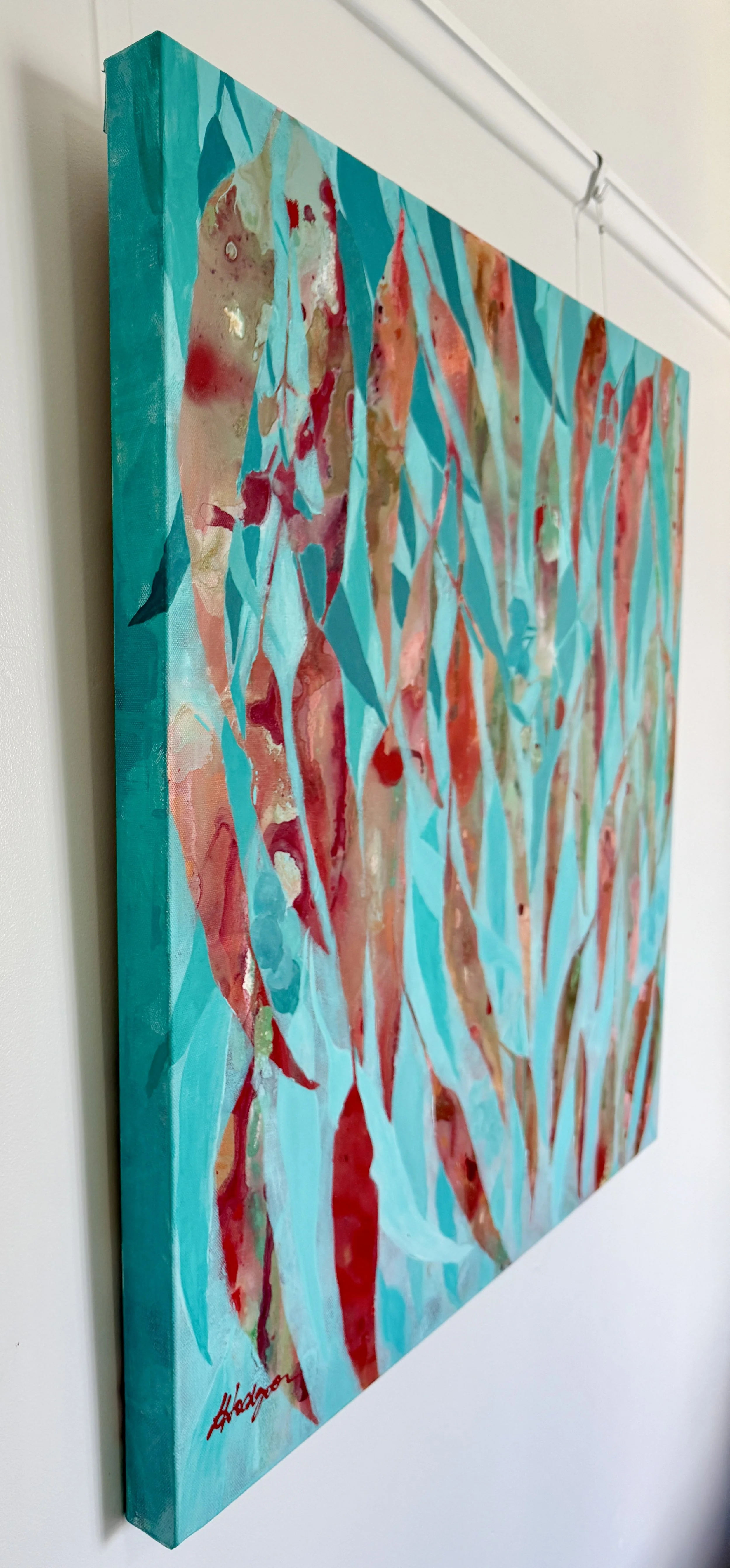 Eucalypt Aqua Lside.jpg