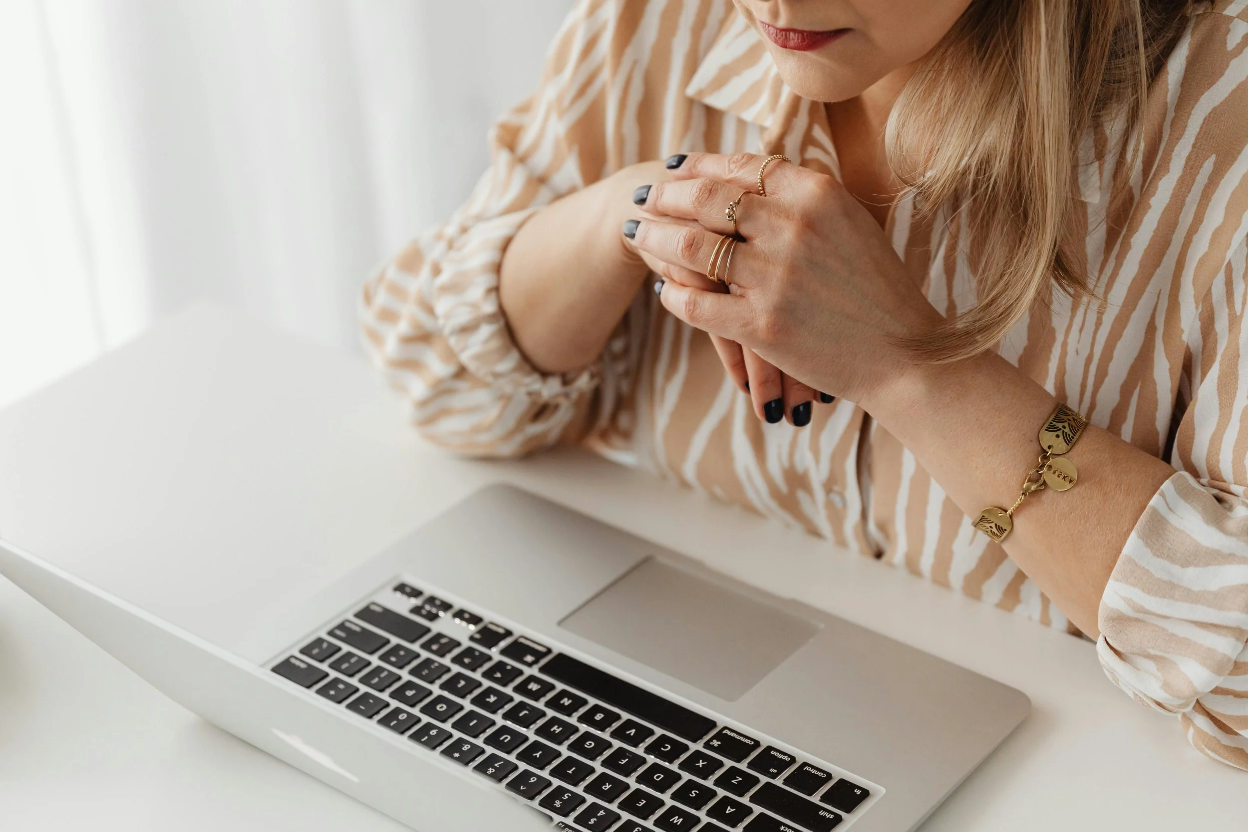 How Small Businesses Can Grow Faster with Smart AI Marketing