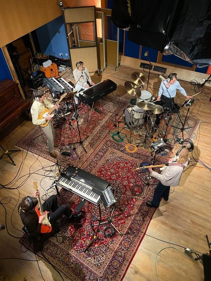 343615dedaff222c5e47f195006d3b39.jpg (Copy)