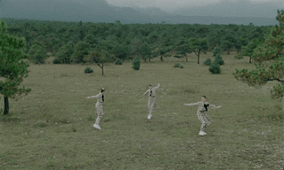 BURBERRY_LNY_DC 7.gif