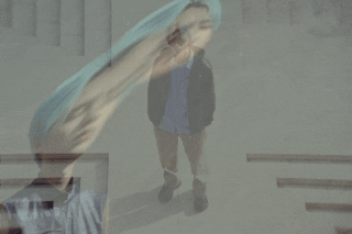 Moncler-DC HEVC 7.gif