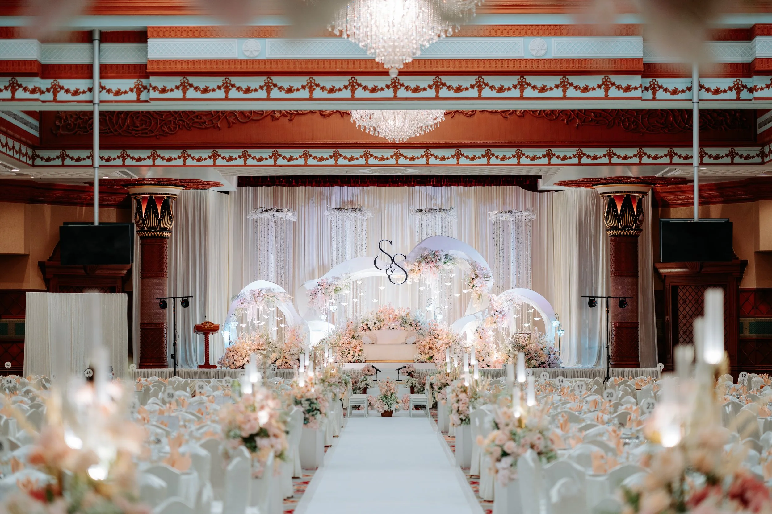 Walkway aisle (2).jpg