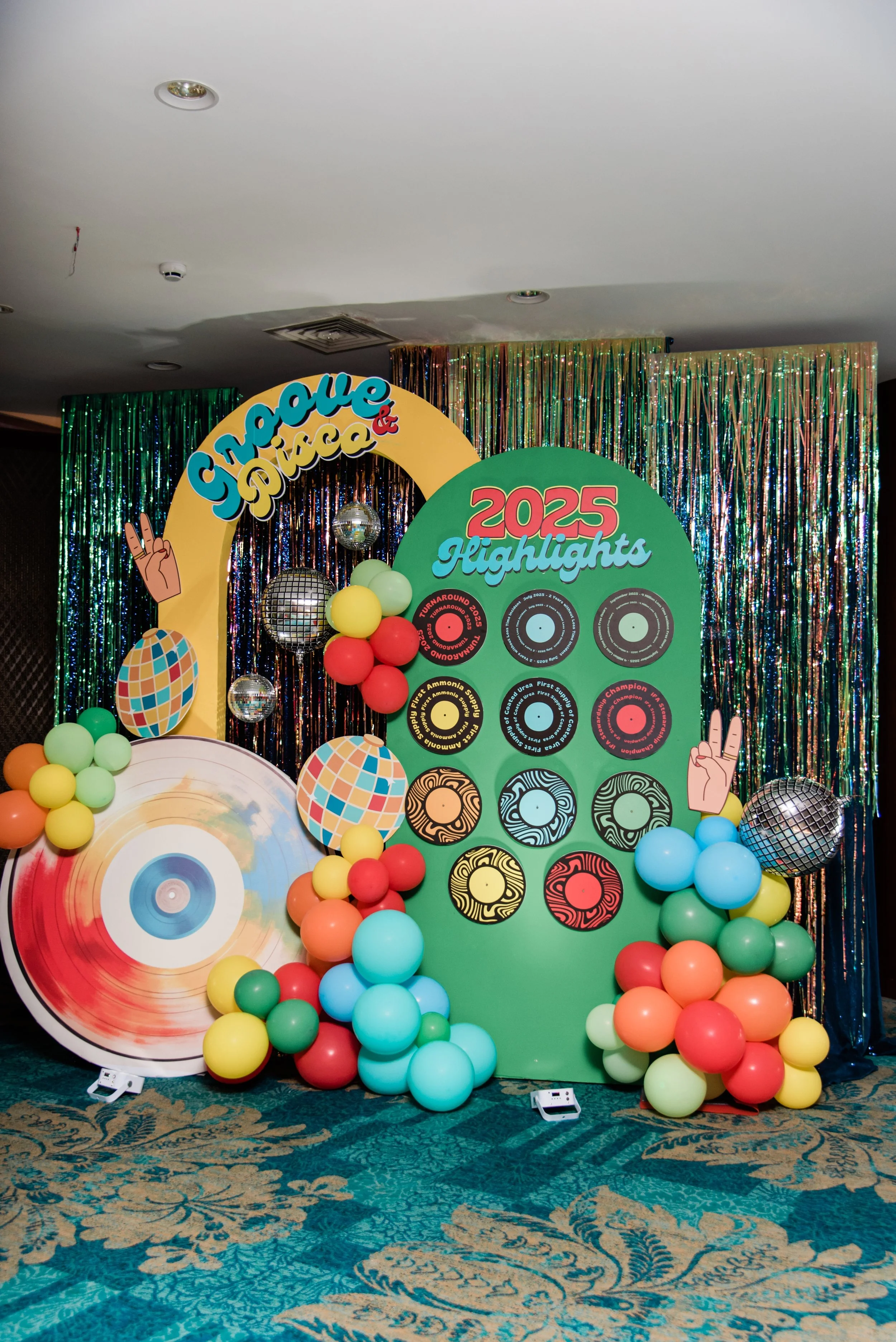 Photowall entrance deco 2.jpg