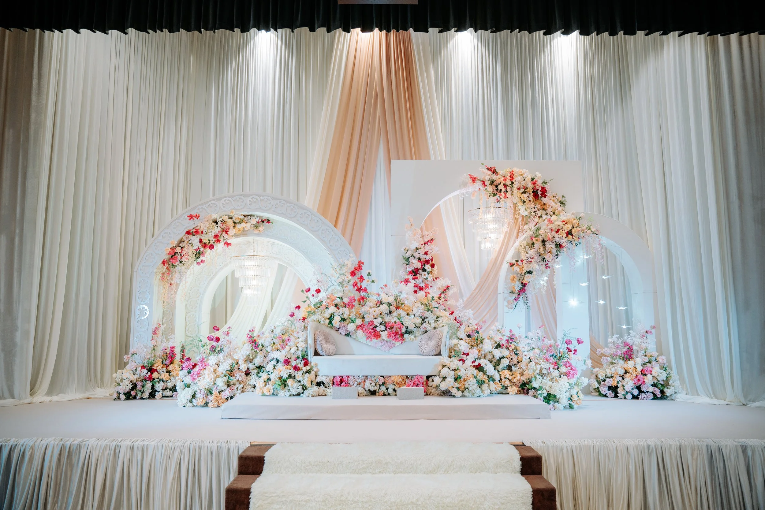 Pelamin.jpg