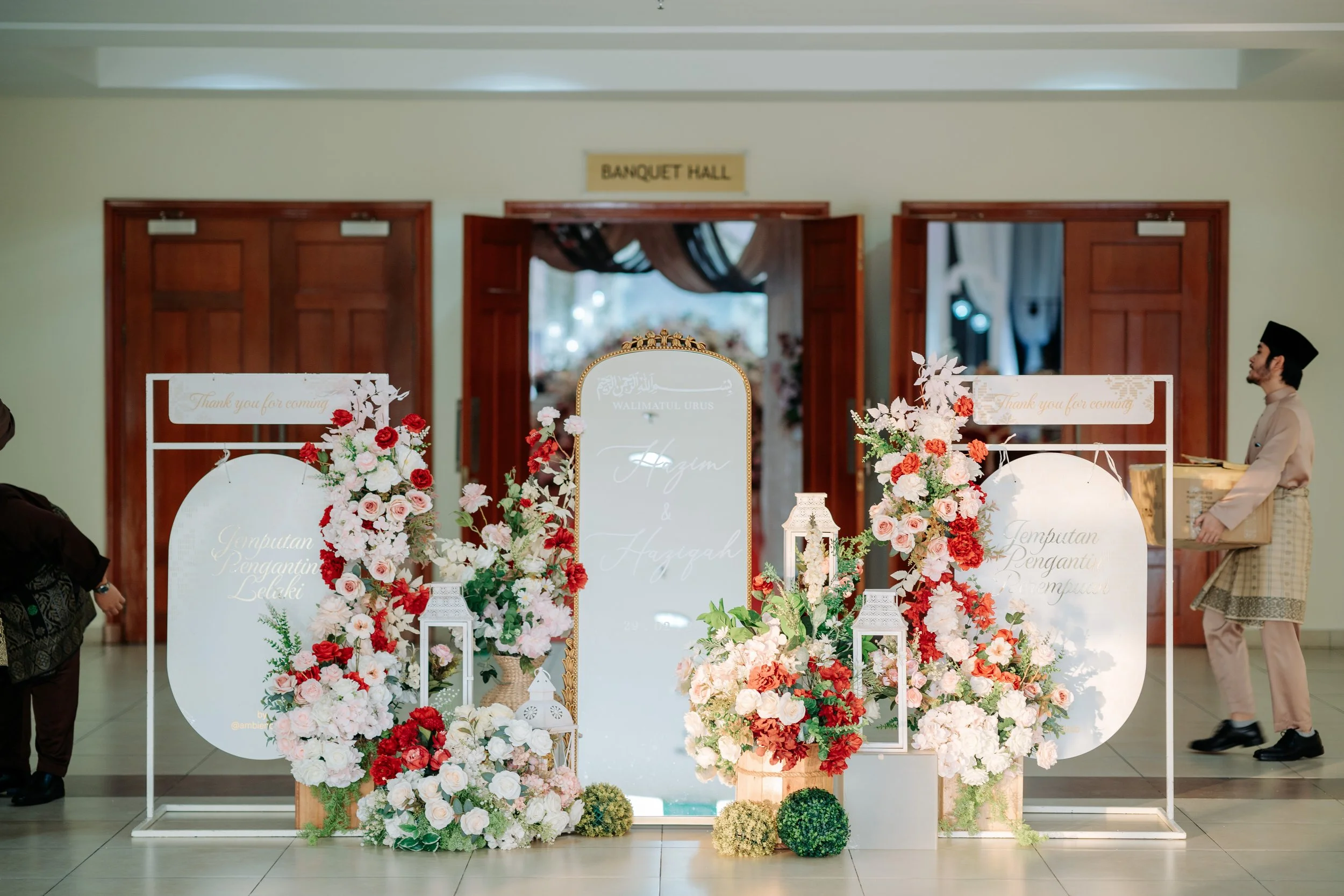 Mirror welcome board.jpg