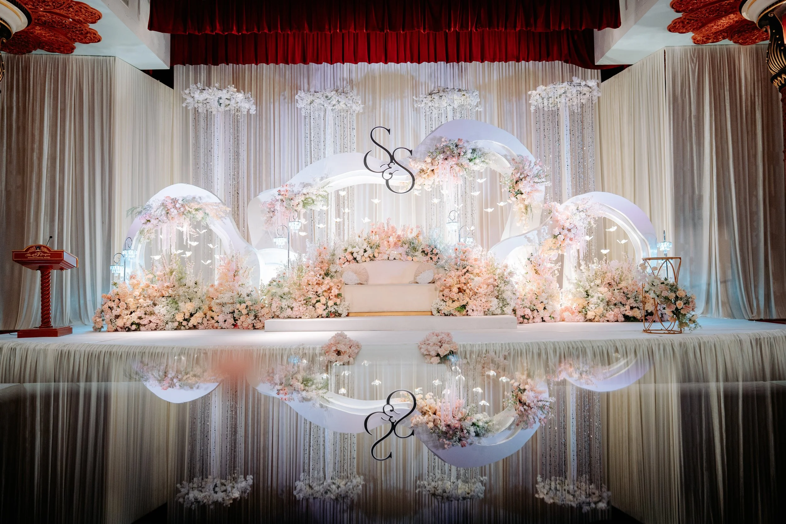 Pelamin.jpg