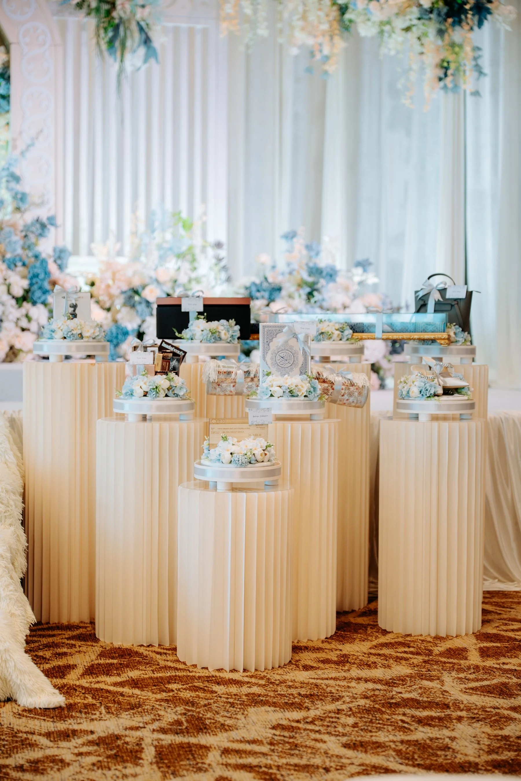 Hantaran podium.jpg
