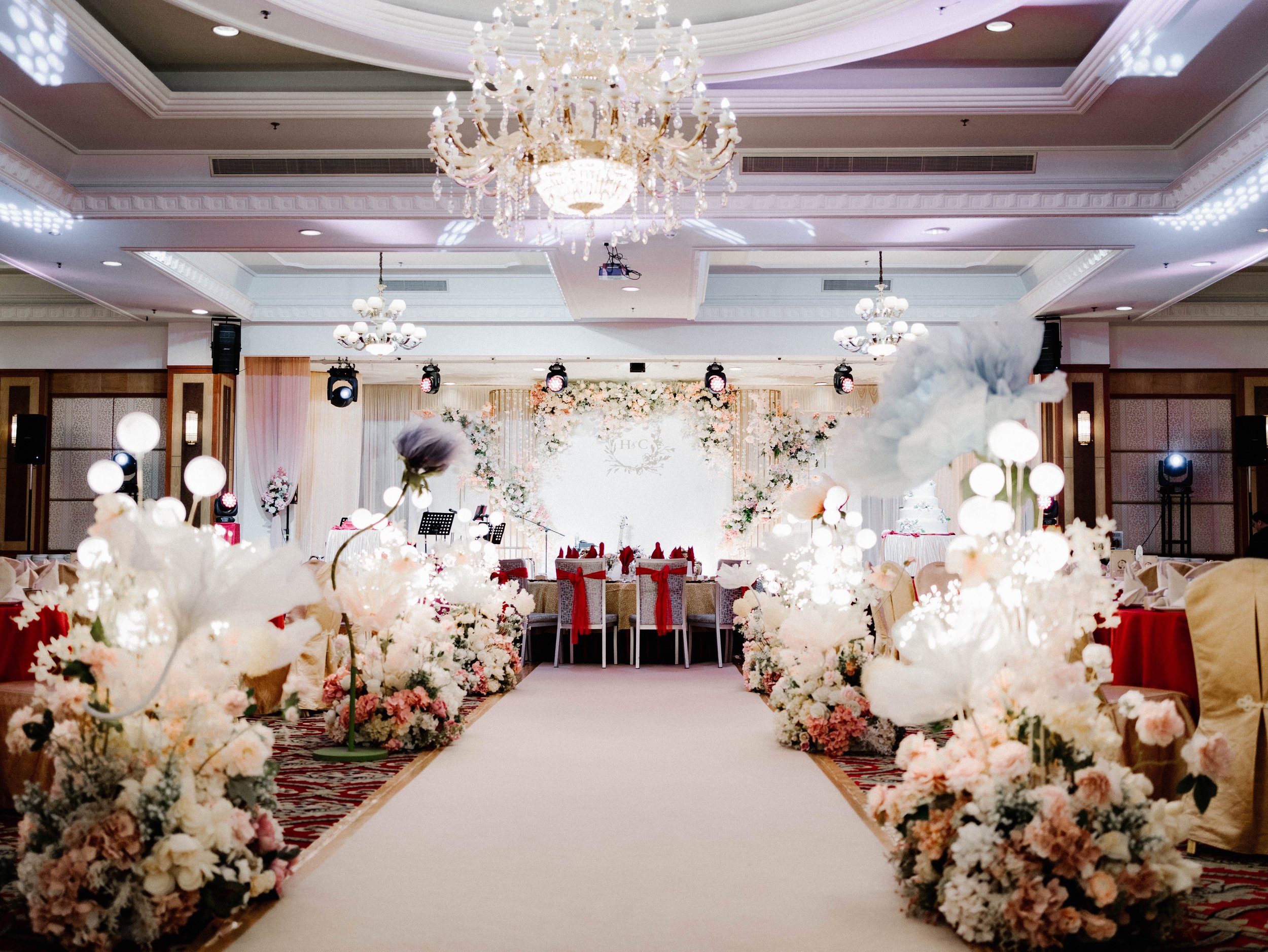 Walkway Aisle Brown carpet.jpg