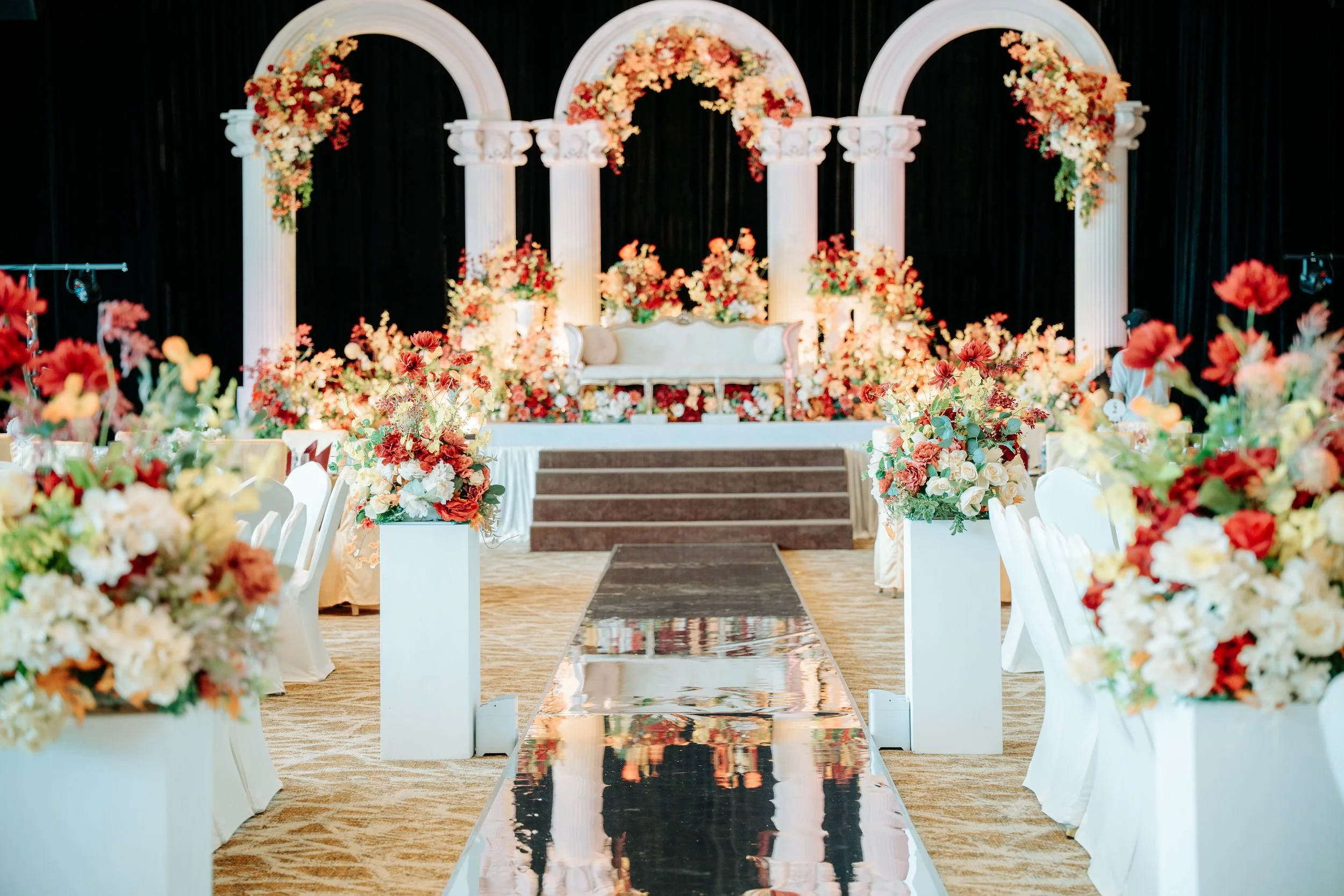 Mirror walkway.jpg