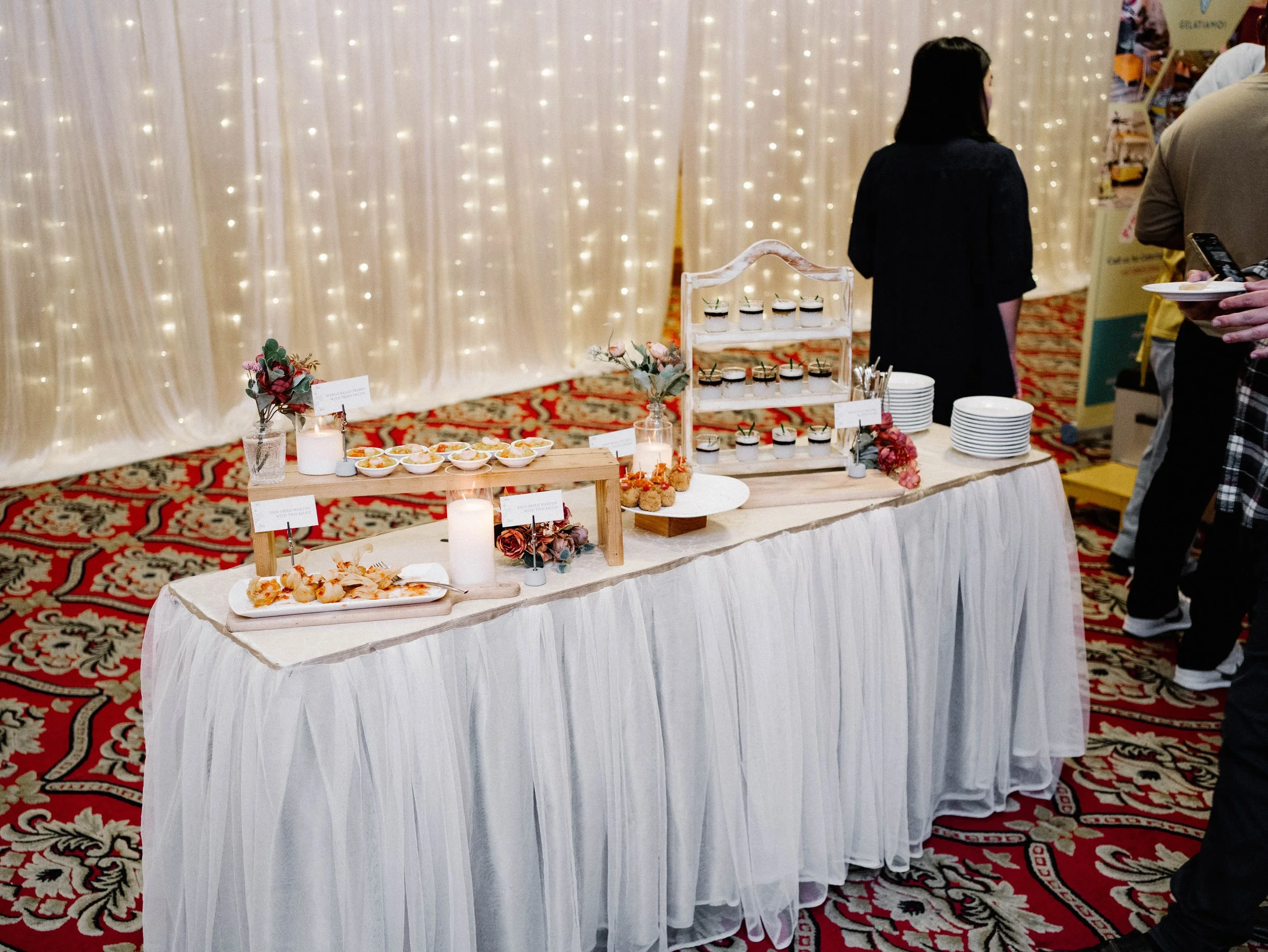 Dessert Table deco.jpg