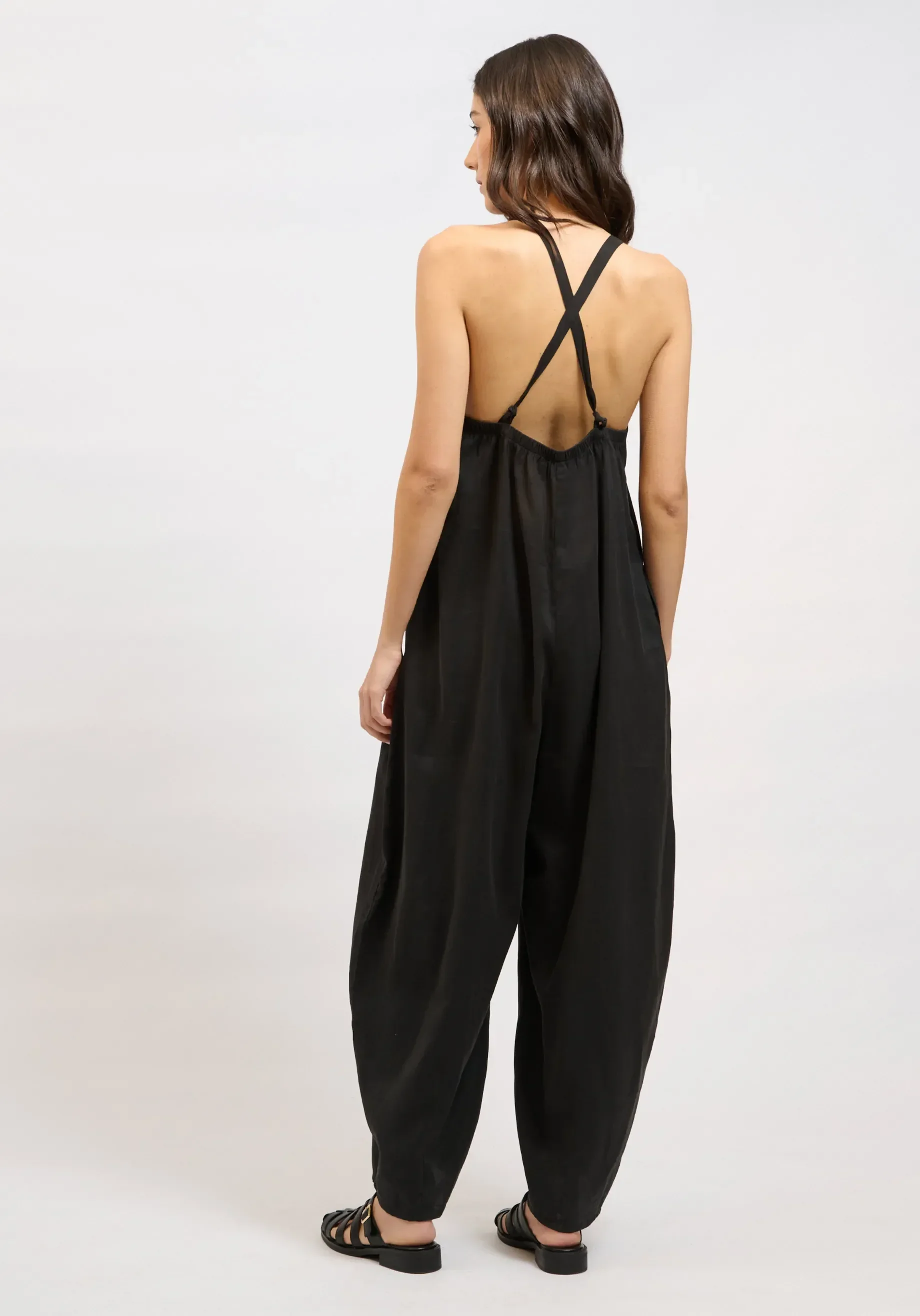 MARCH+JUMPSUIT_4-1840x2632.webp