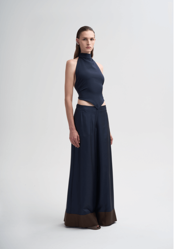 41-womanswear-top-and-pants-dark-blue.png