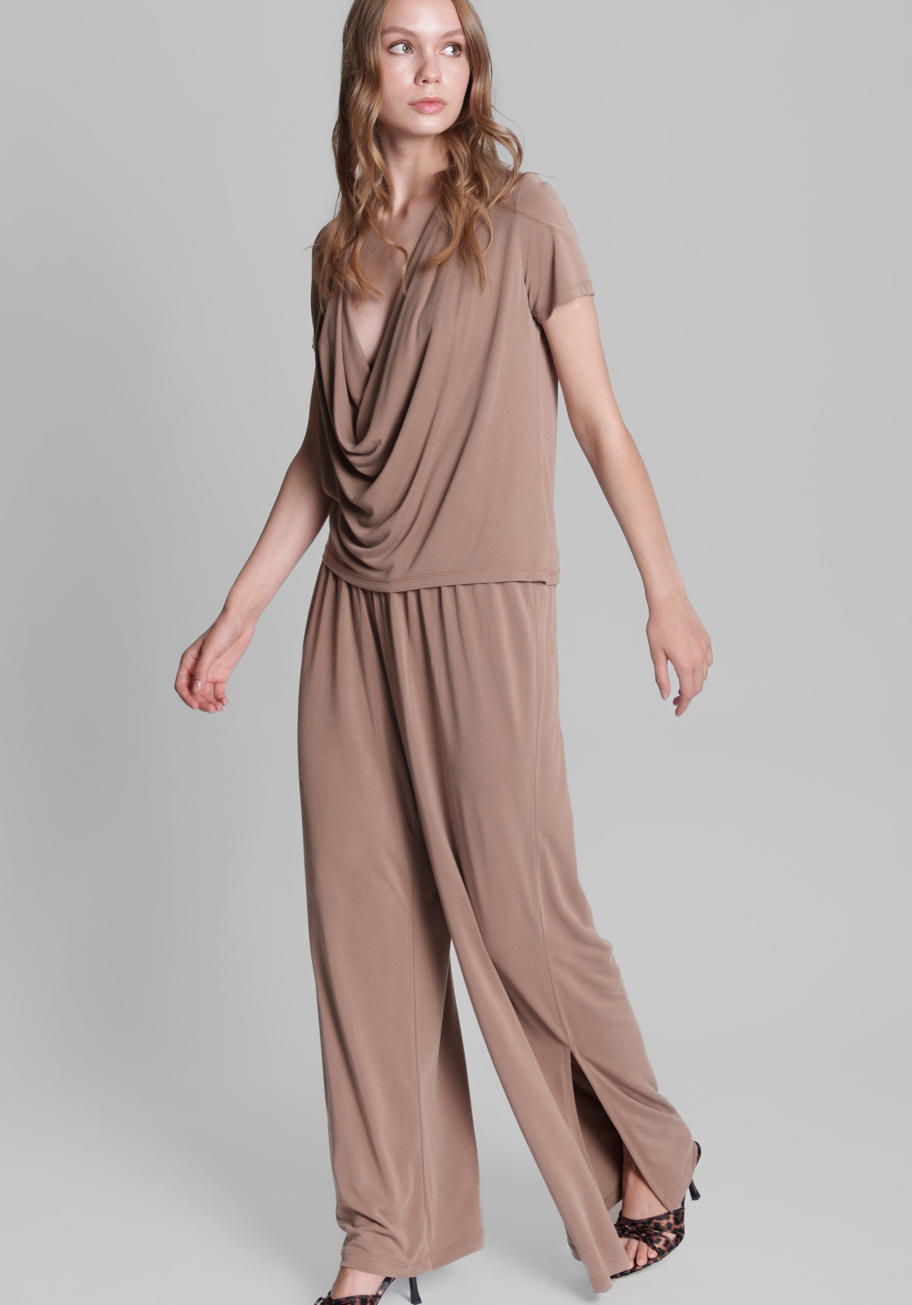 imelda_taupe3-1840x2632w.jpg