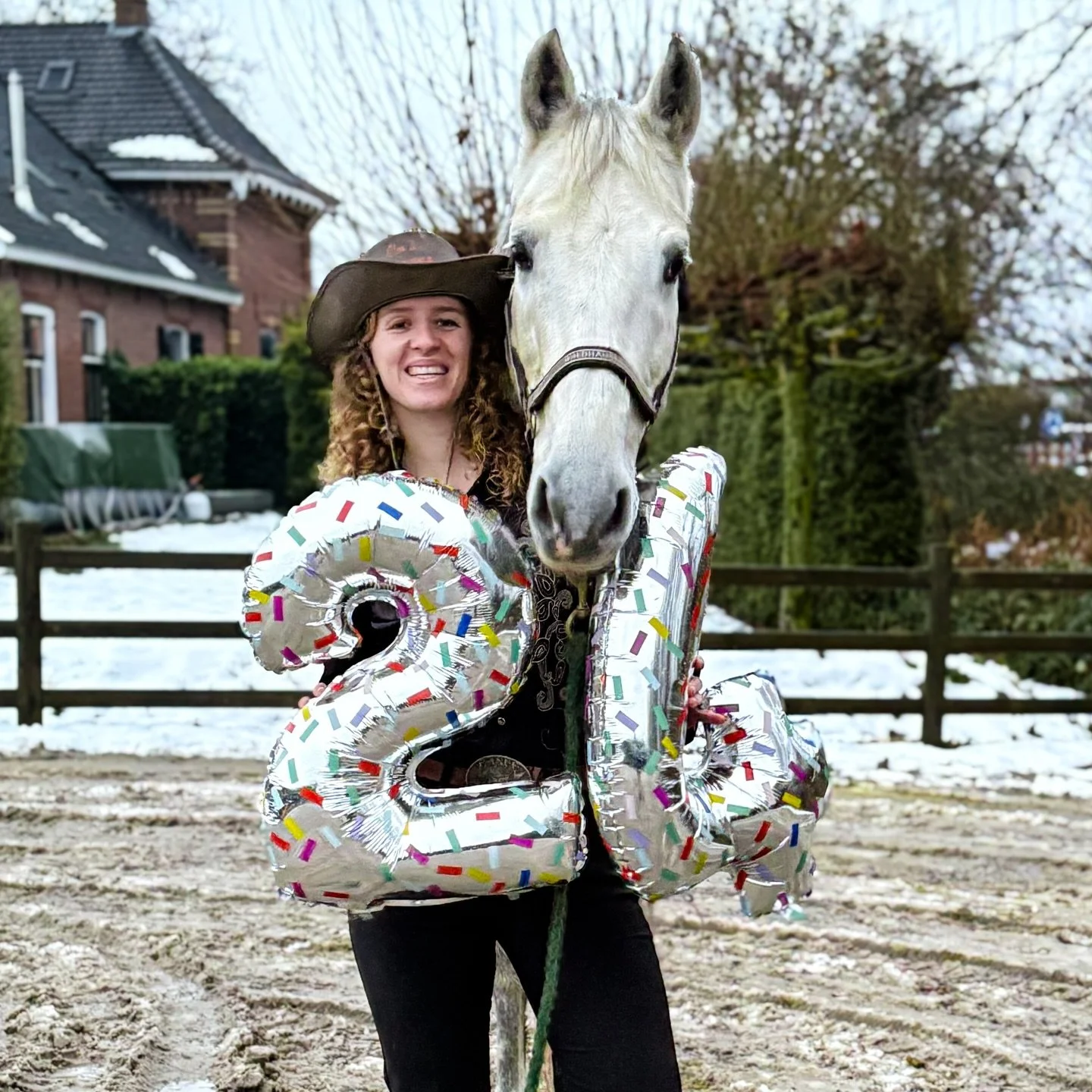 IT&rsquo;S MY BIRTHDAY

Vandaag ben ik 24 geworden. Gevierd met een shoot voor de Gelderlander. Over ijszwemmen. Volgende week komt m&rsquo;n interview erin!
Voor de rest een rustige dag. Vieren doen we later, want de focus ligt nu op de @rijniceswim