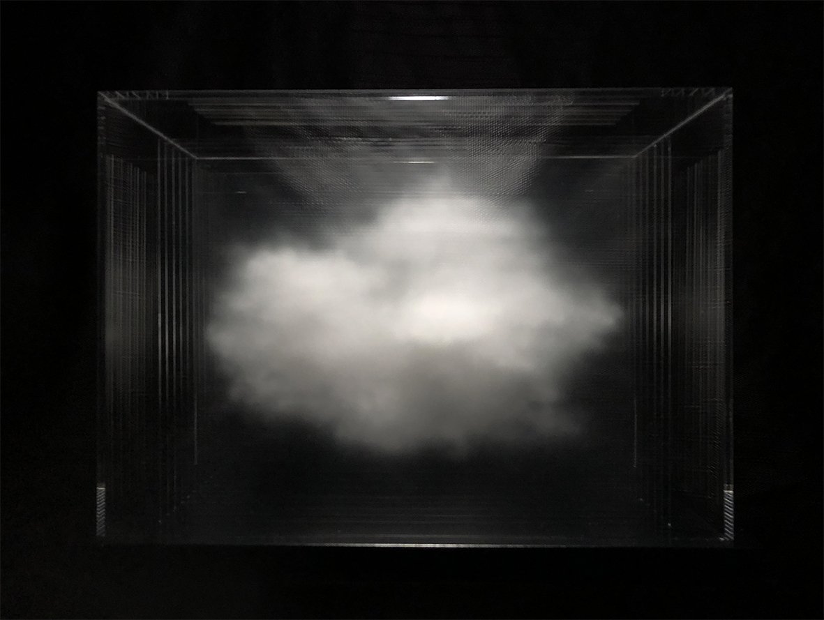 Frozen Cloud/ Leandro Elrich 制作協力 ペイントによる立体作品