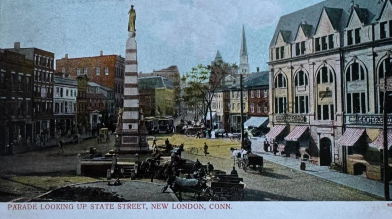 image of the New London Connecticut business district at the turn of the twentieth century.
