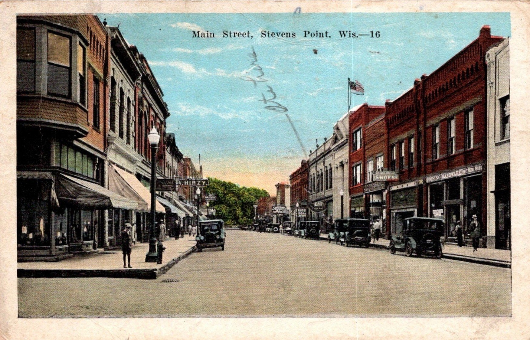 The postcard photographs below show Main Street at the turn of the twentieth century when Reton Bros. & Co. & Co. operated their jewelry store on there.