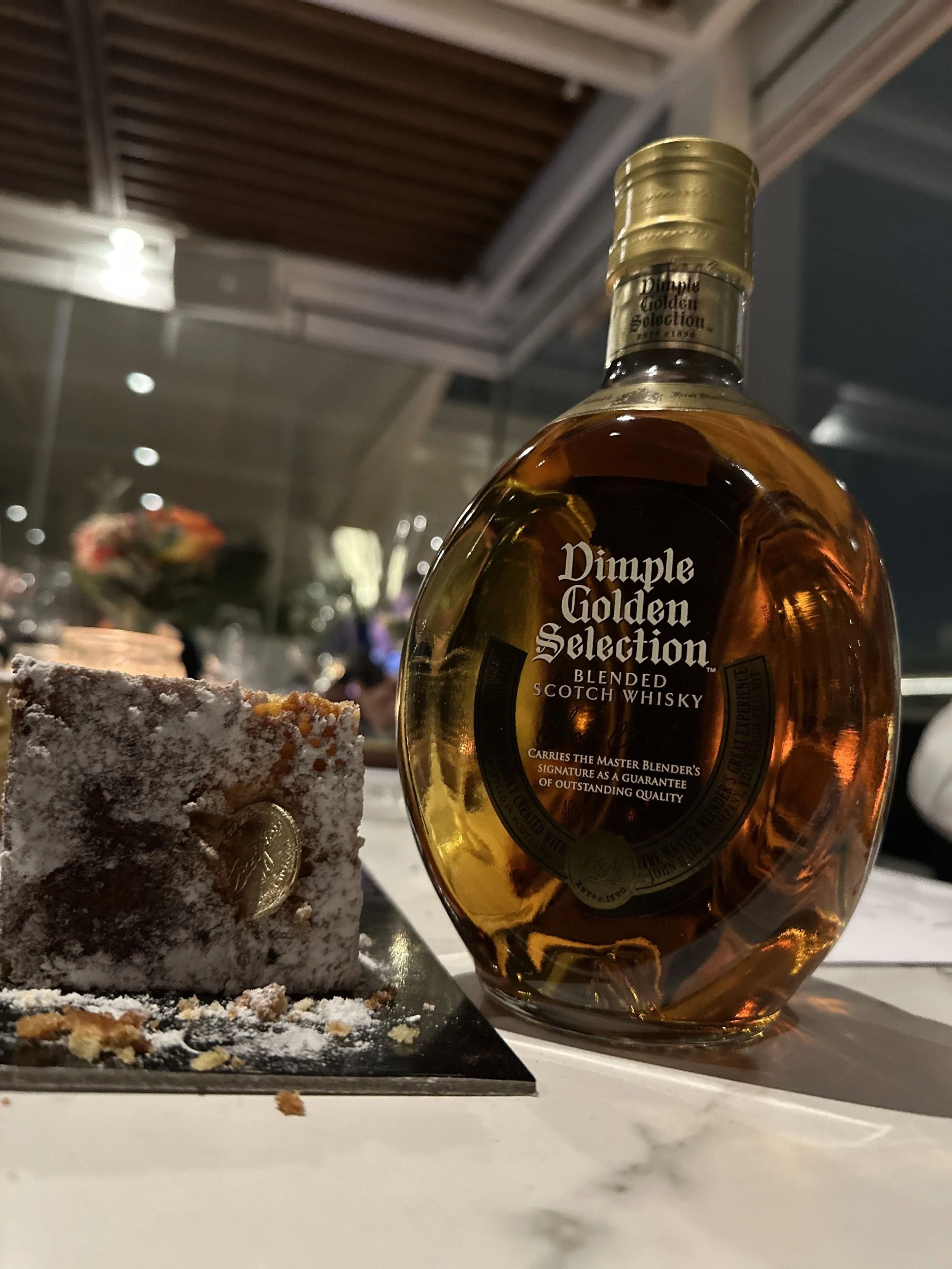  The “floori” and the   Dimple Golden Selection   that those present HAD to consume in situ. 